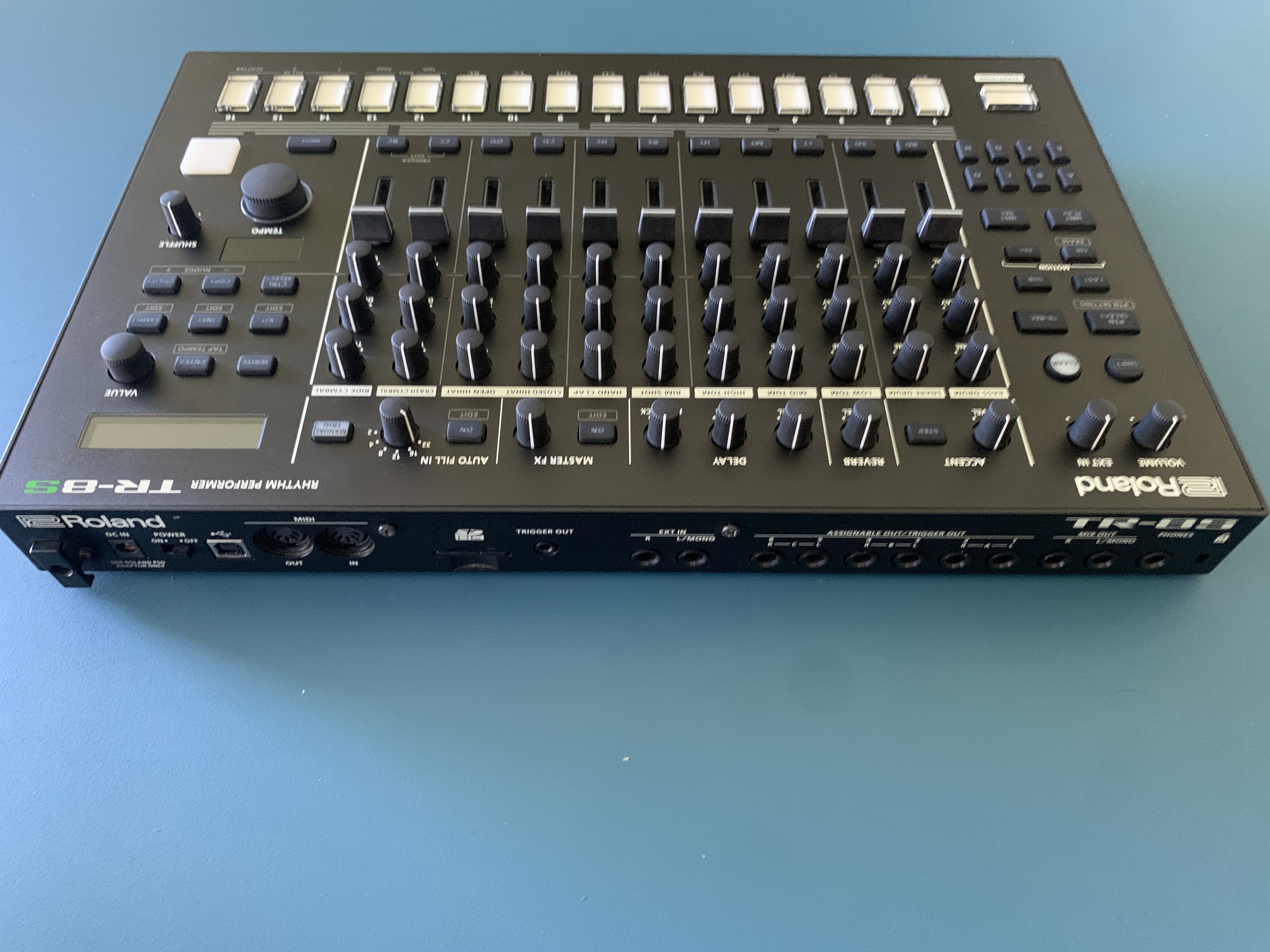 Roland TR-8S Rhythm Performer (27593)