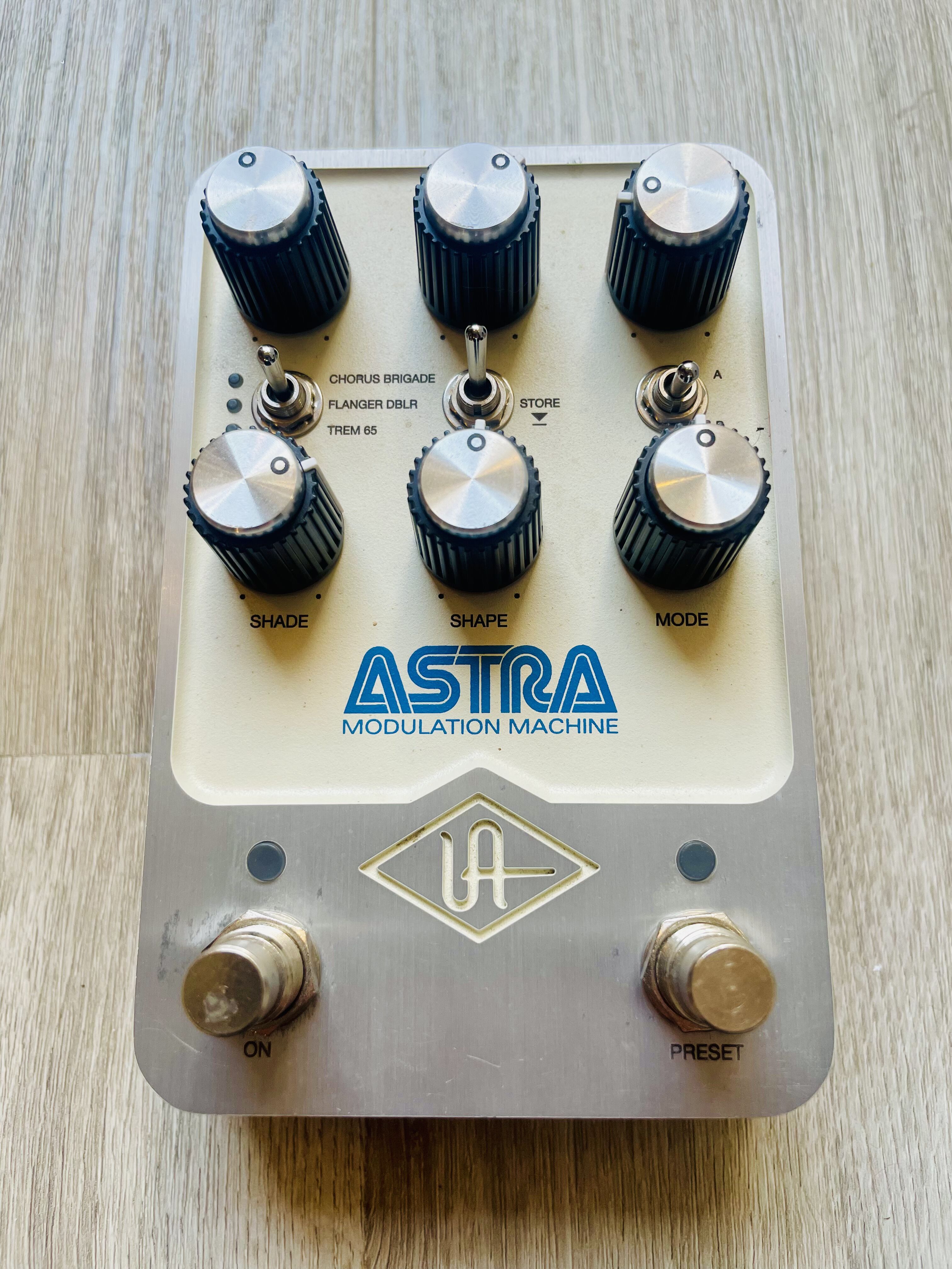 Universal Audio UAFX Astra Modulation Pedal