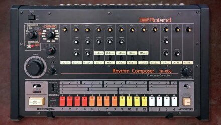 Roland TR-808 Roland TR-808