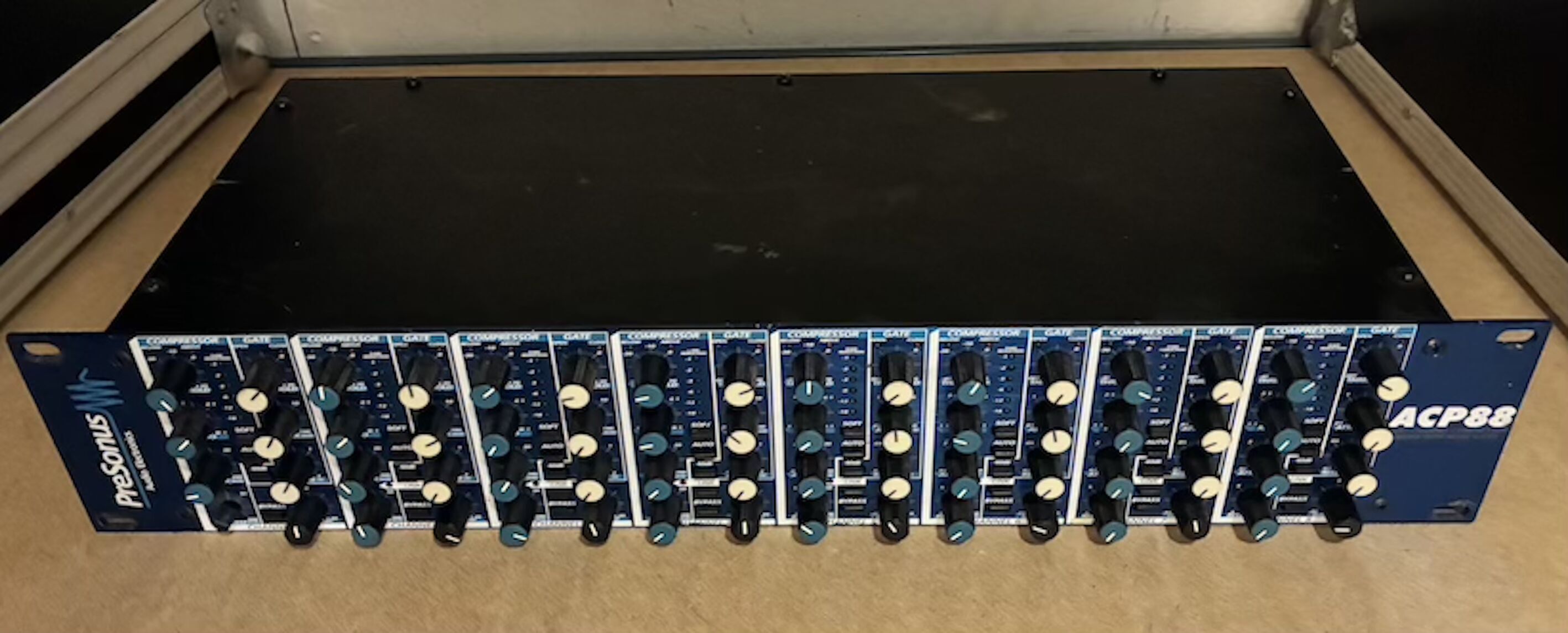 MULTI COMP GATE ACP 88 DE CHEZ PRESONUS