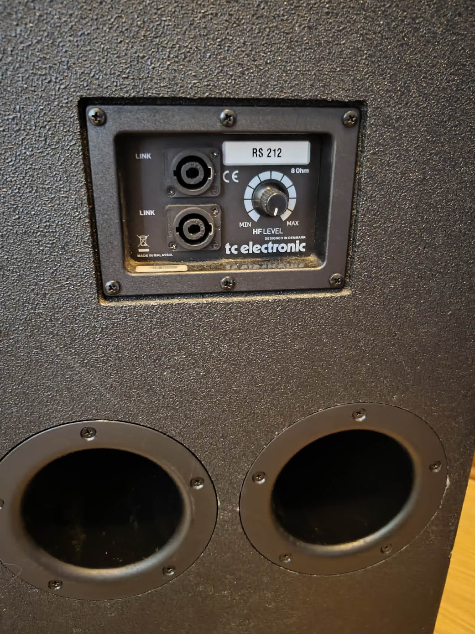 TC Electronic RS212 (3584)