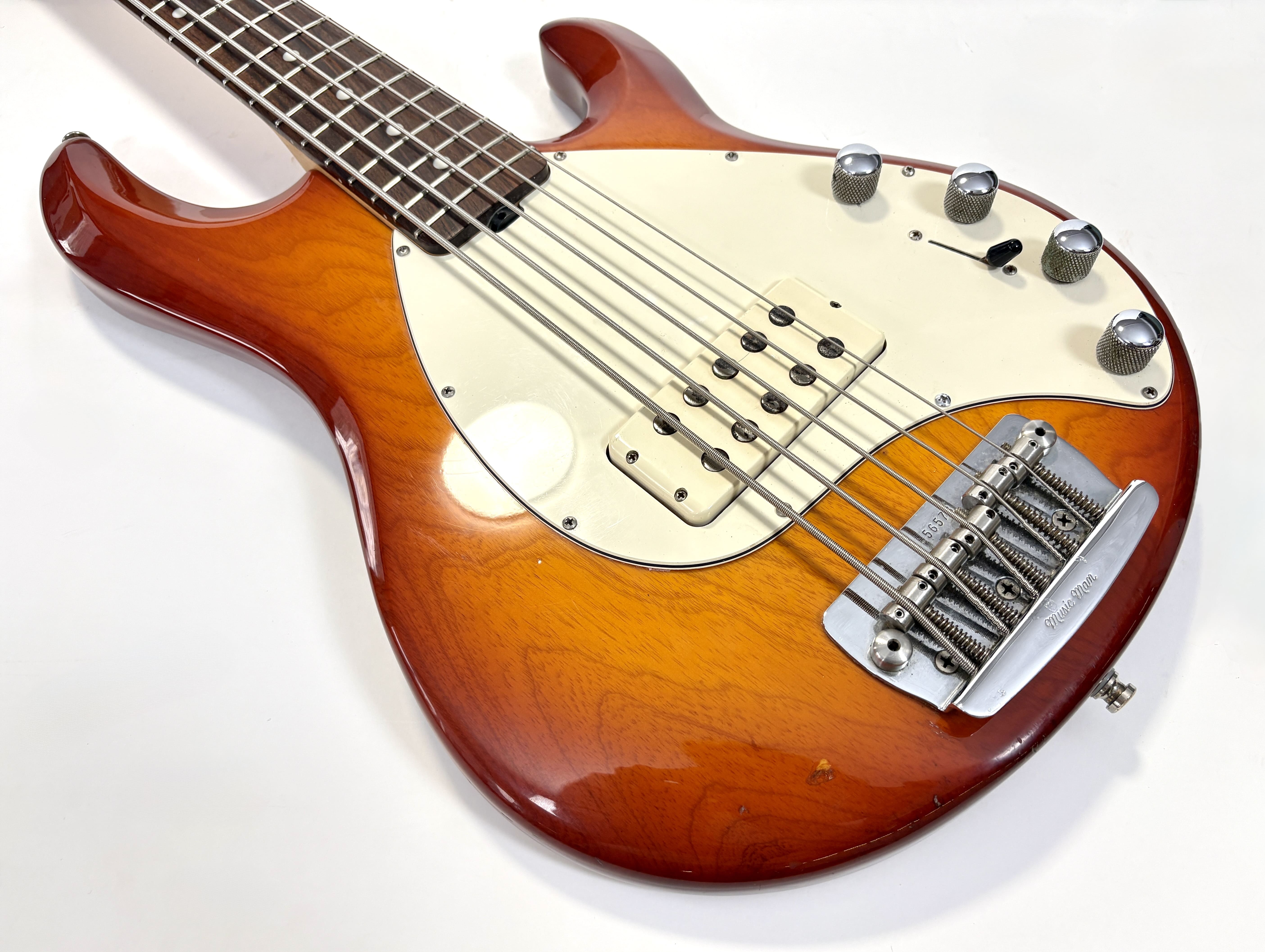 Music Man StingRay 5 (45700)