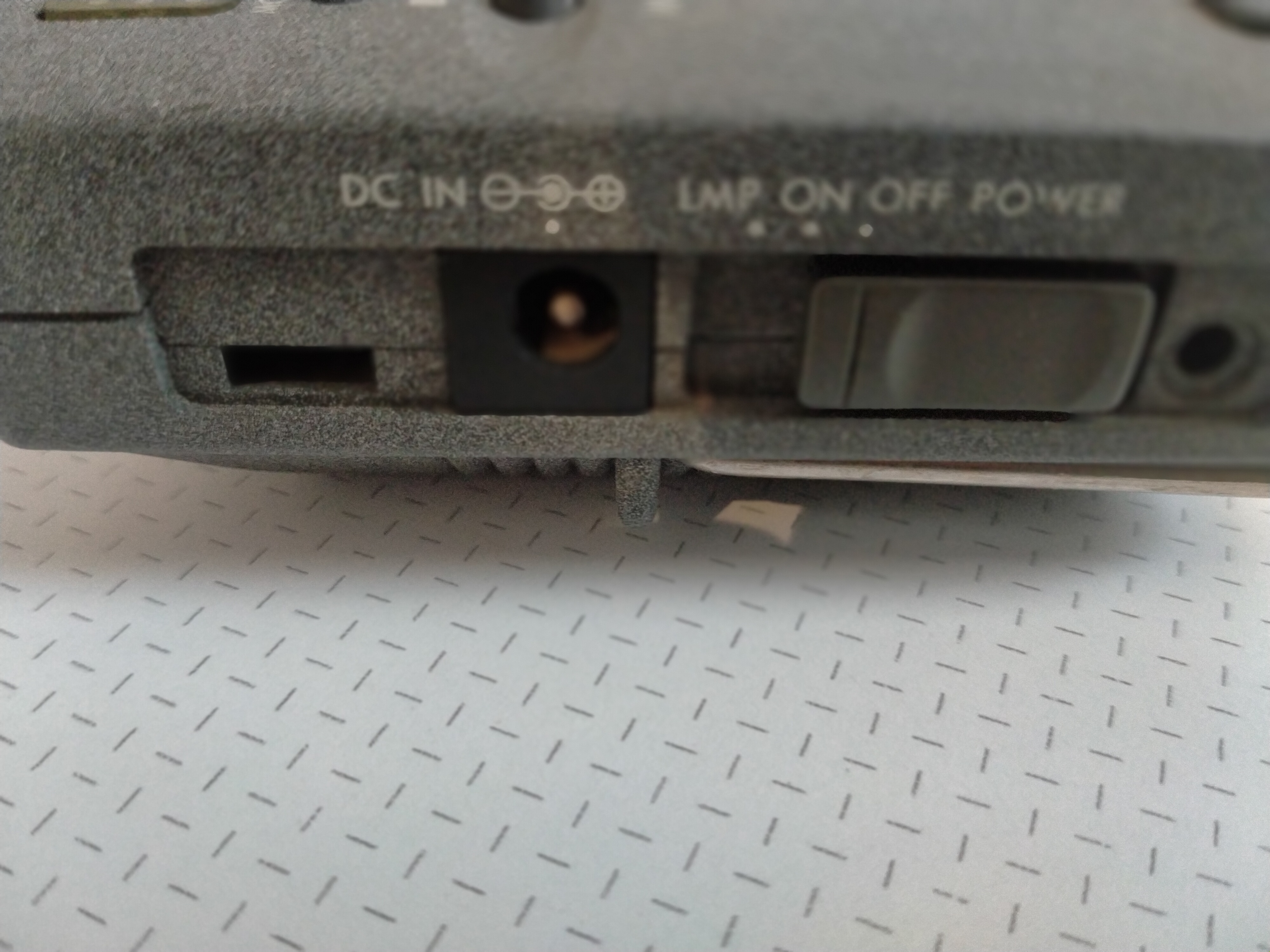 Korg MT 1200 (7818)