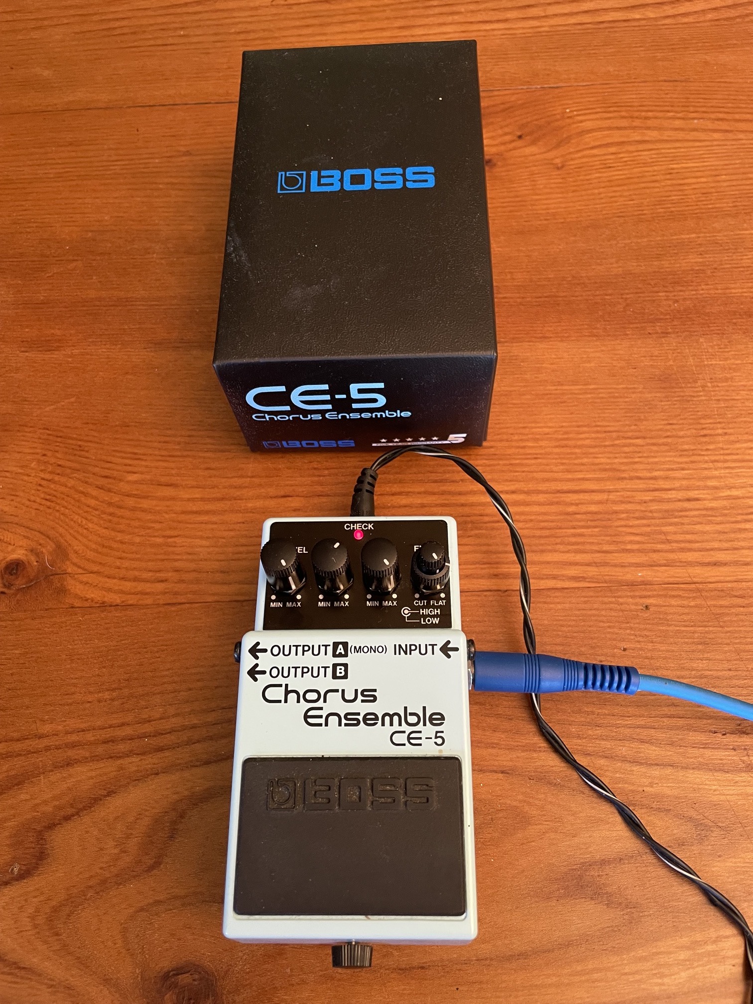 Vends pédale Chorus Ensemble BOSS CE-5