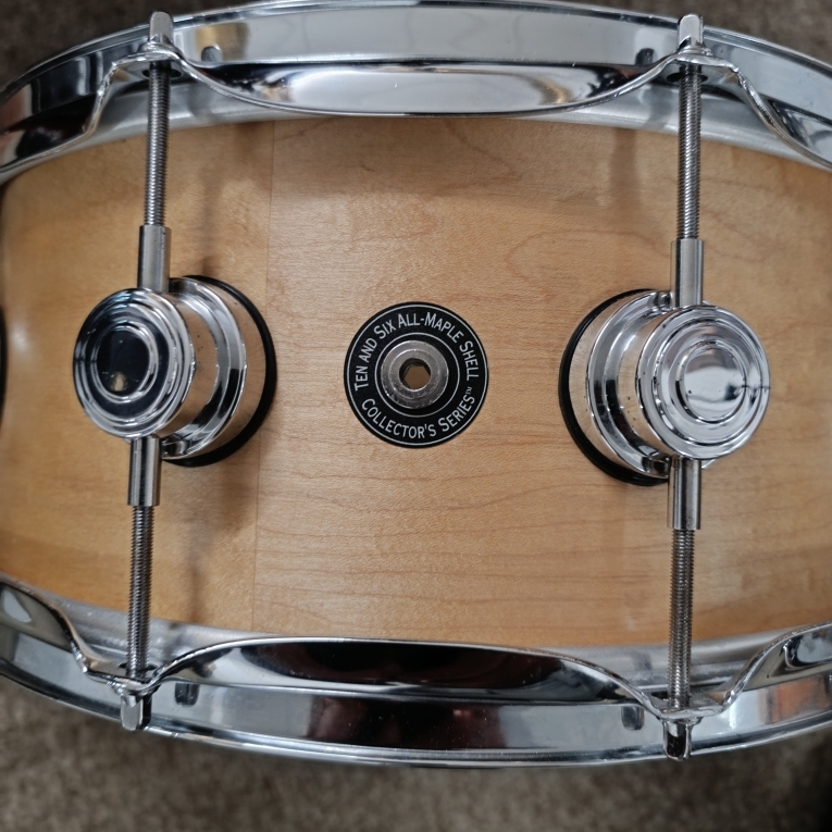 caisse claire DW1
