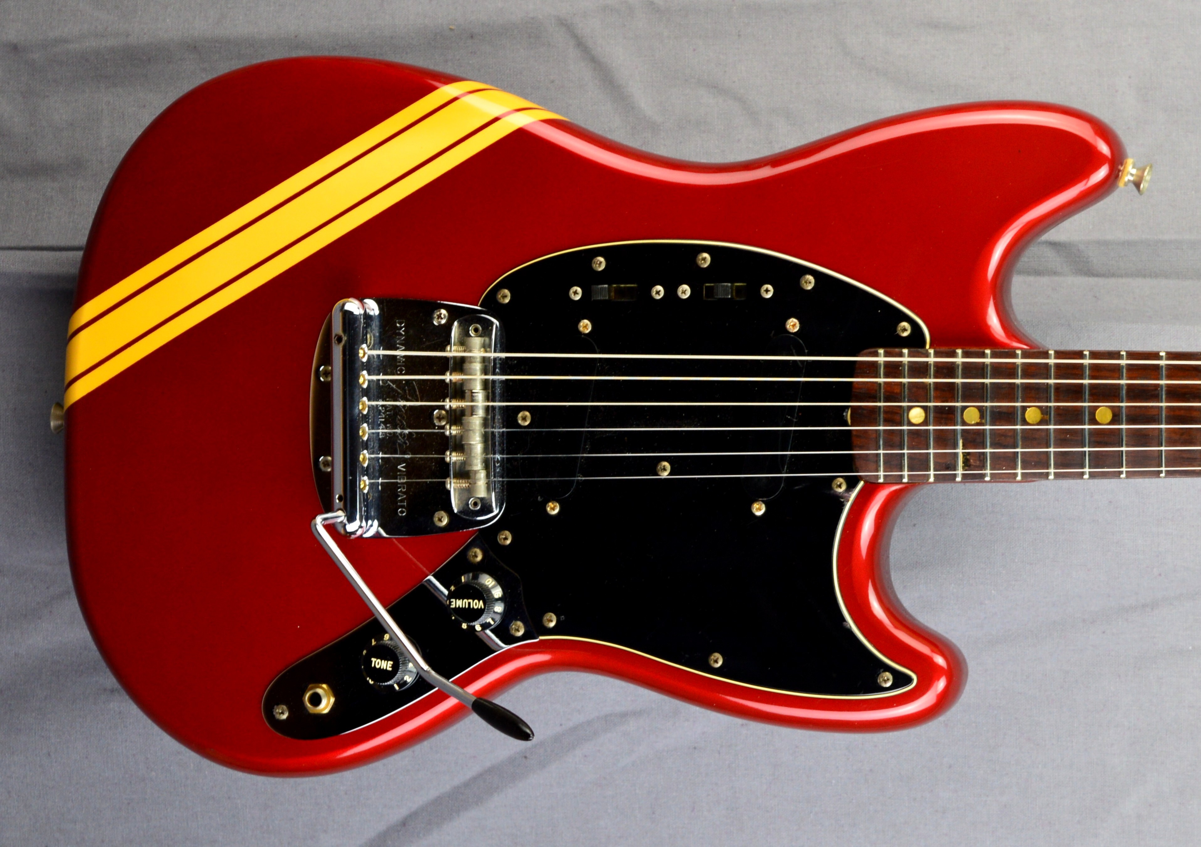 FENDER mustang racing competition MG 1977 usa (19)