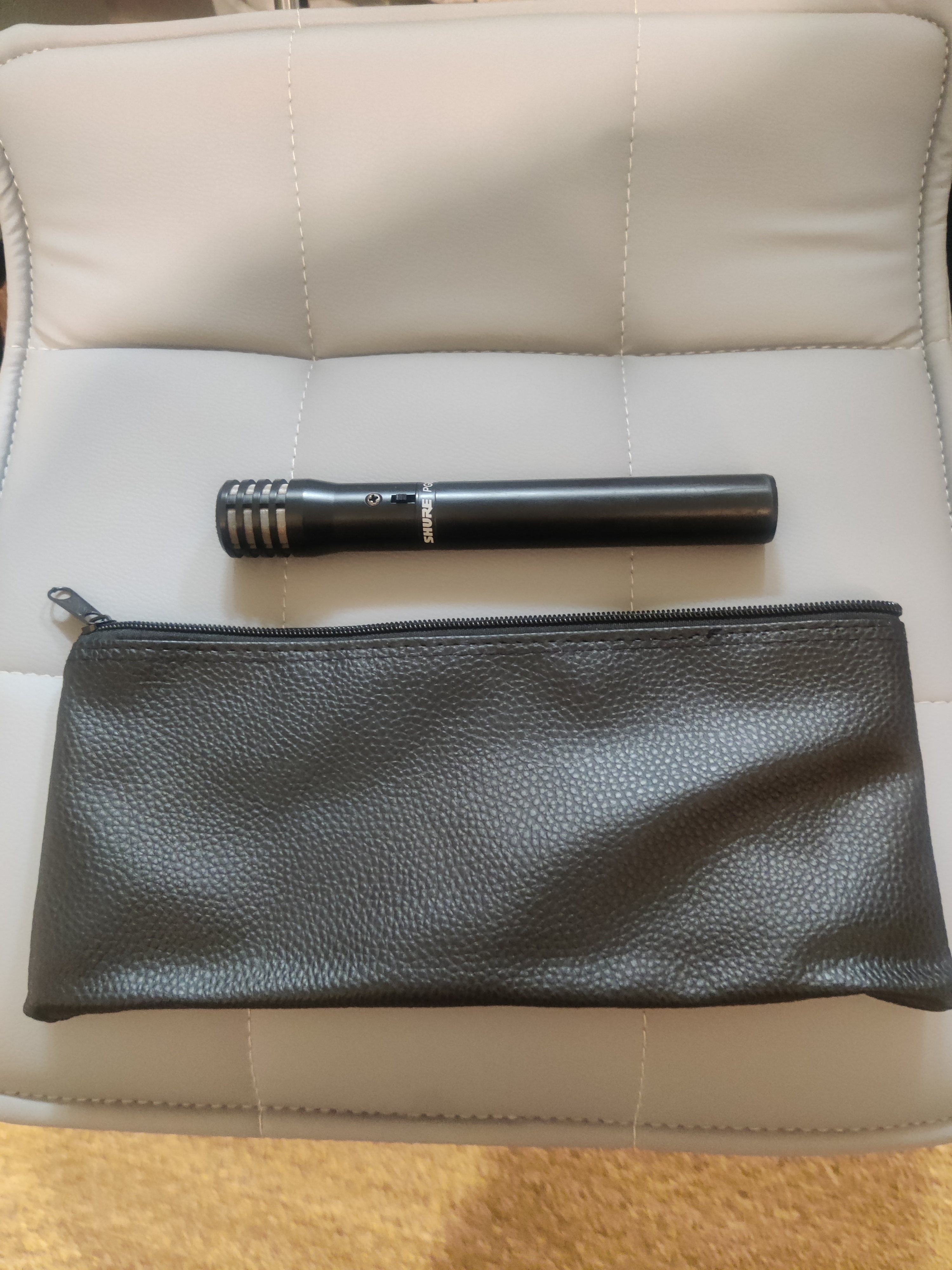 Micro Shure pg 81 avec câble 6 m et pince.