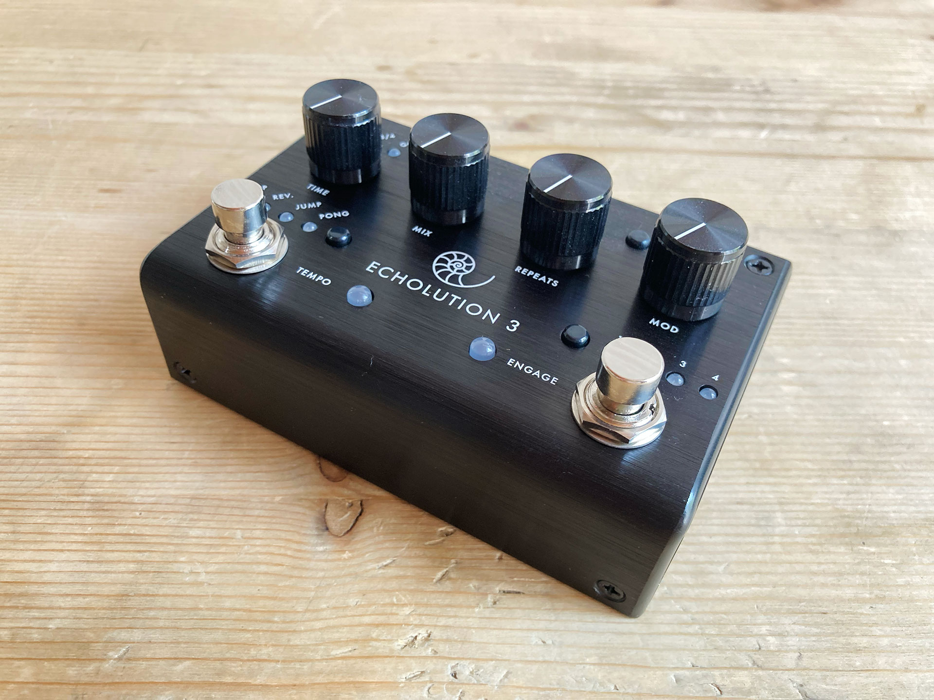 Pigtronix-ECHOLUTION-3 6066