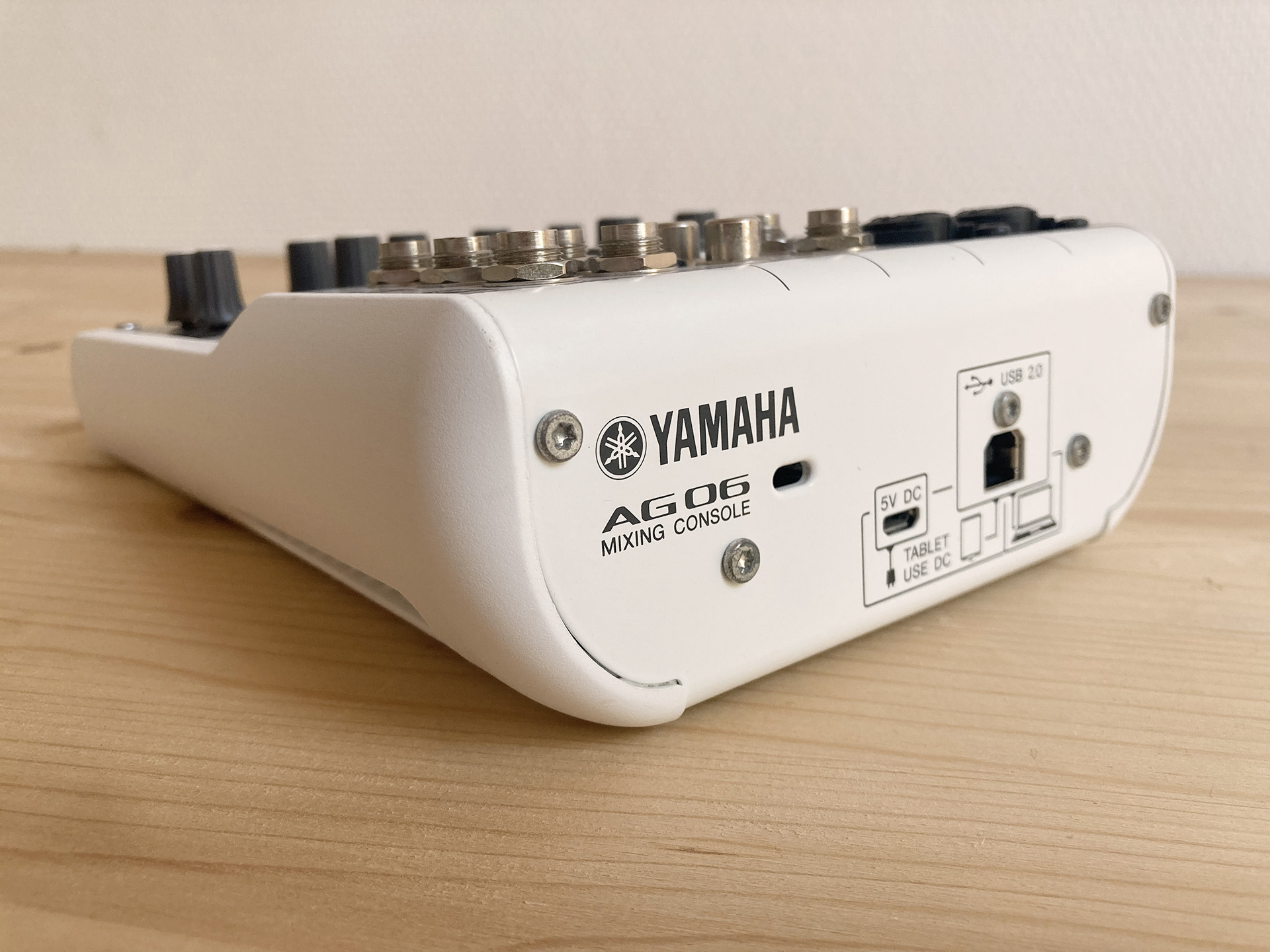 Yamaha AG06 9978
