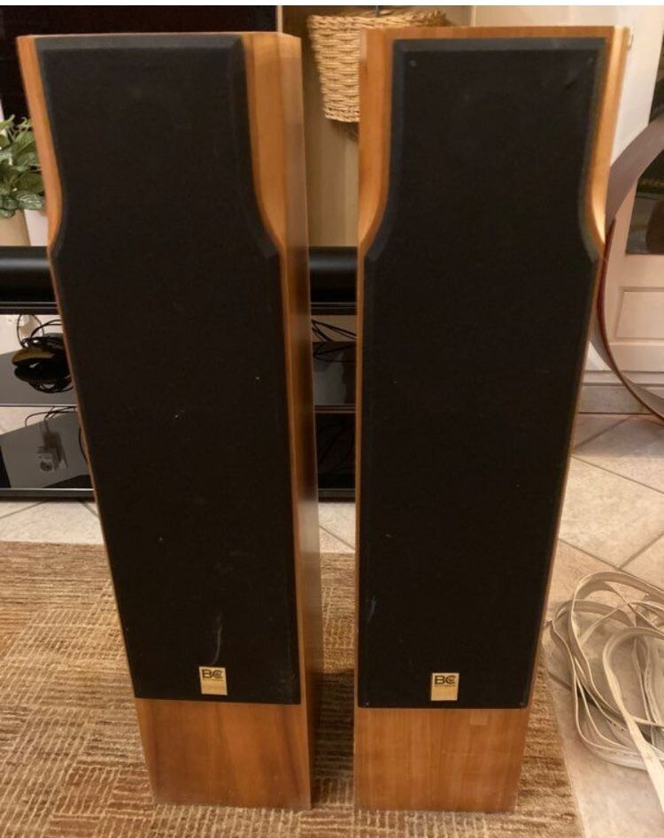 Vends paire d'Enceintes BC Tibre finition bois Merisier bon état