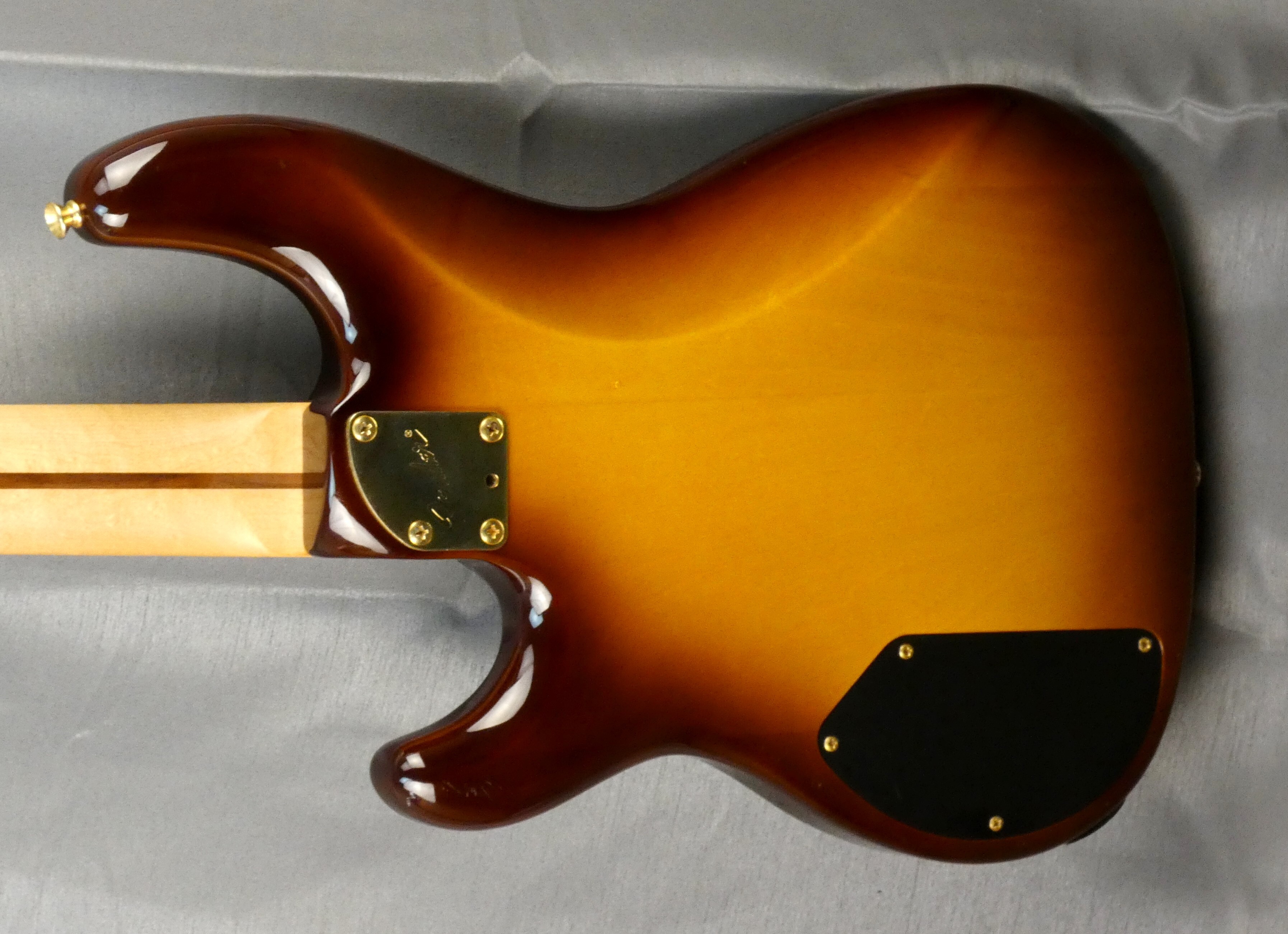 fender precision bass lyte deluxe violon burst 1993 japon japan (5)