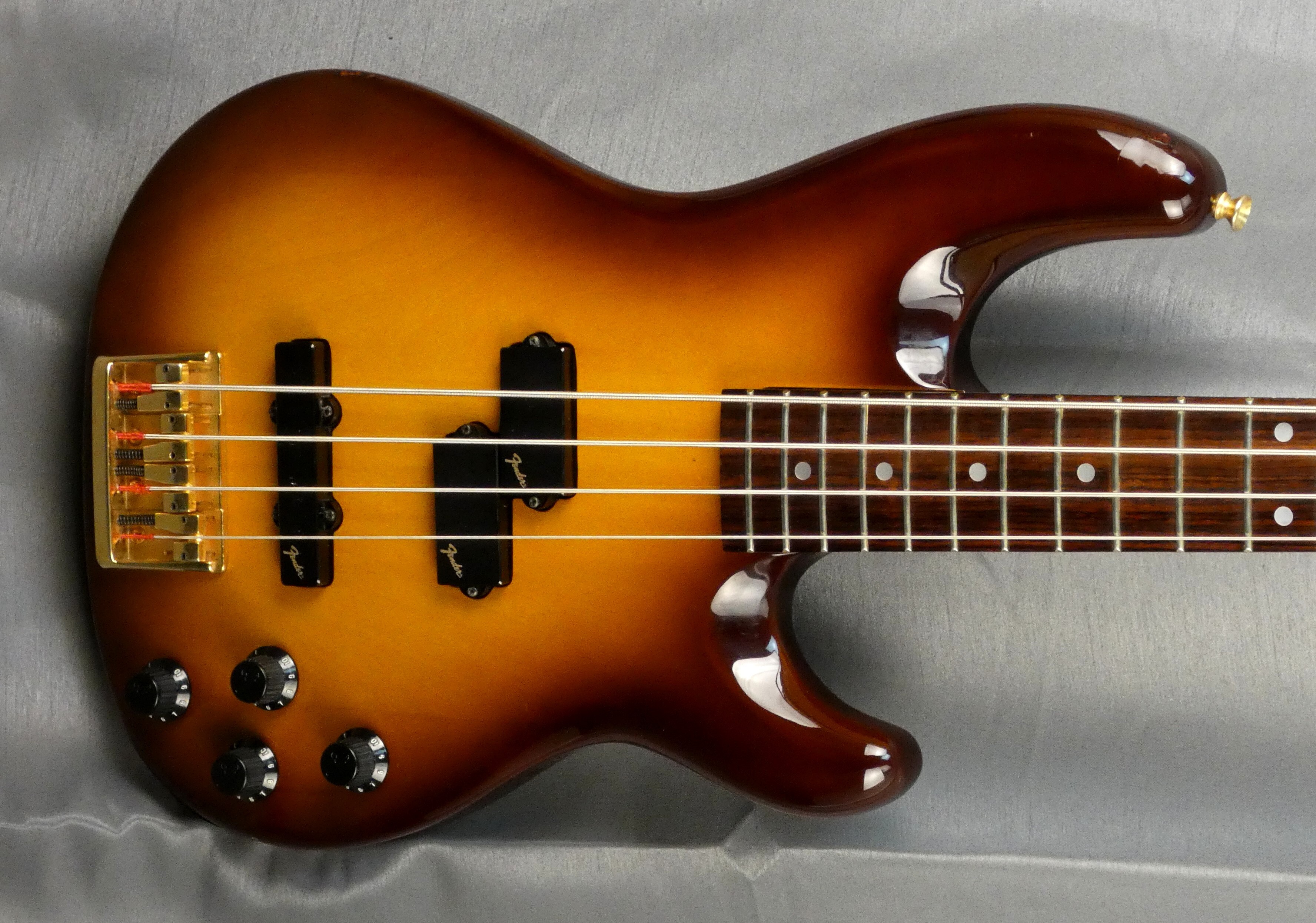 fender precision bass lyte deluxe violon burst 1993 japon japan (26)