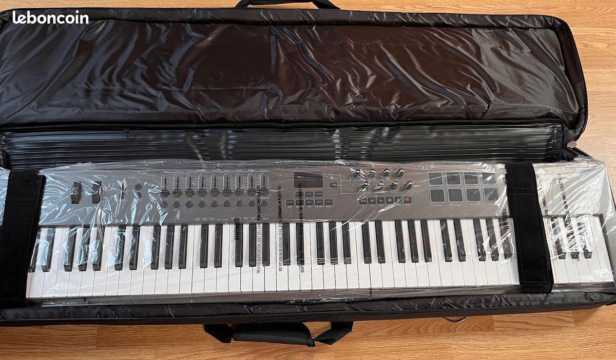 Nektar LX88+ et Housse RockBag NEUFS