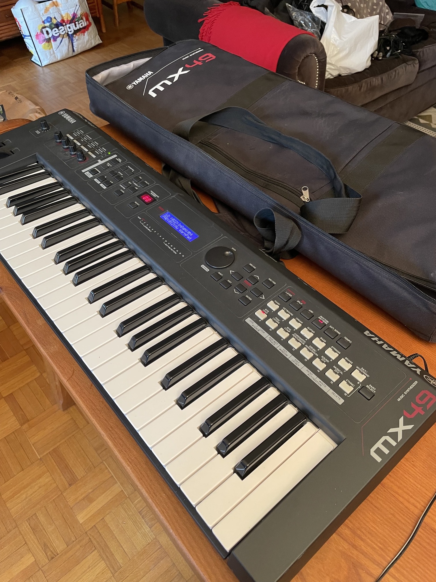Vends synthé YAMAHA MX49