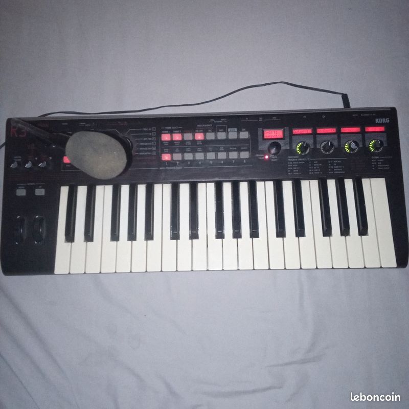 Korg R3