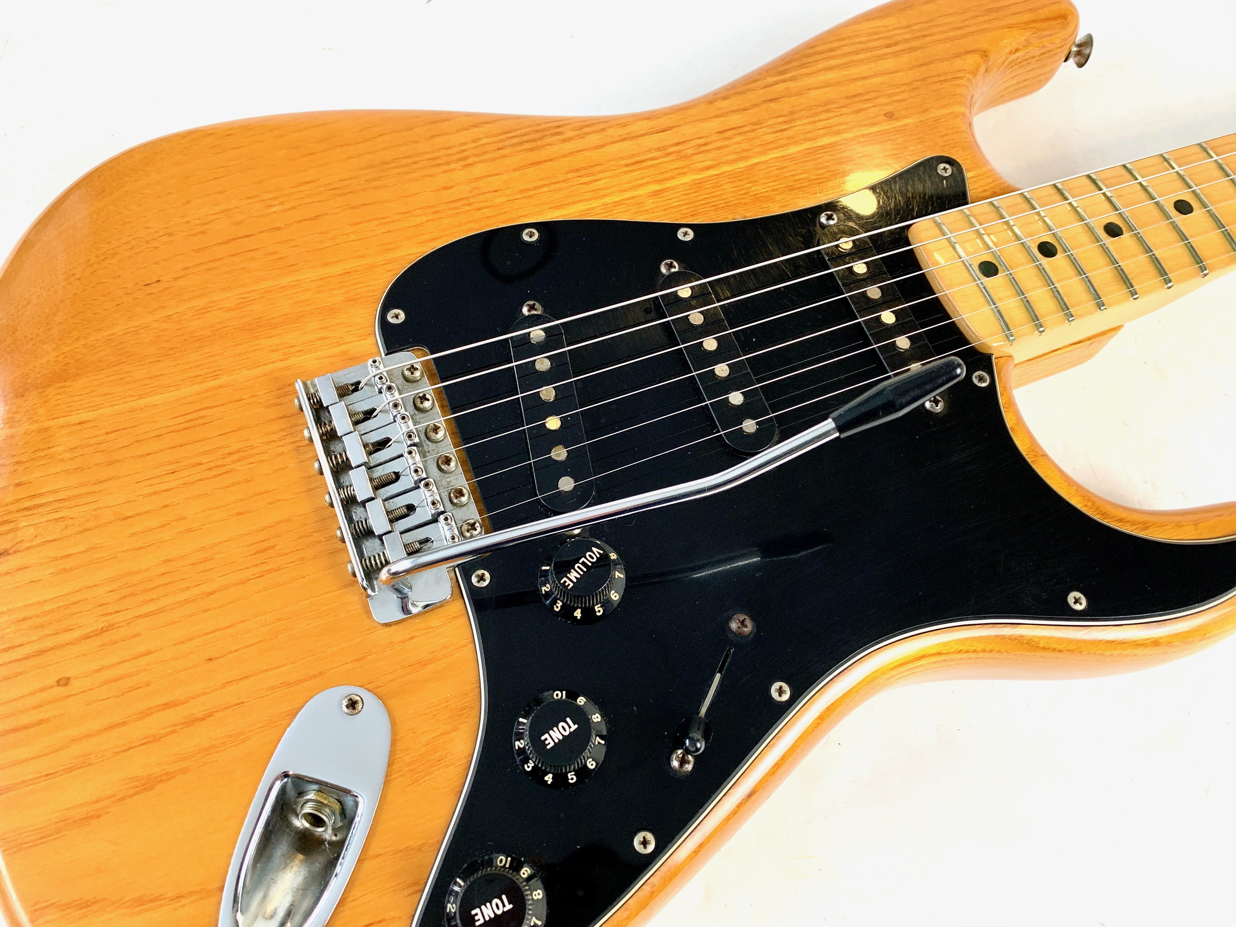 Fender Stratocaster (1965-1984) (15614)