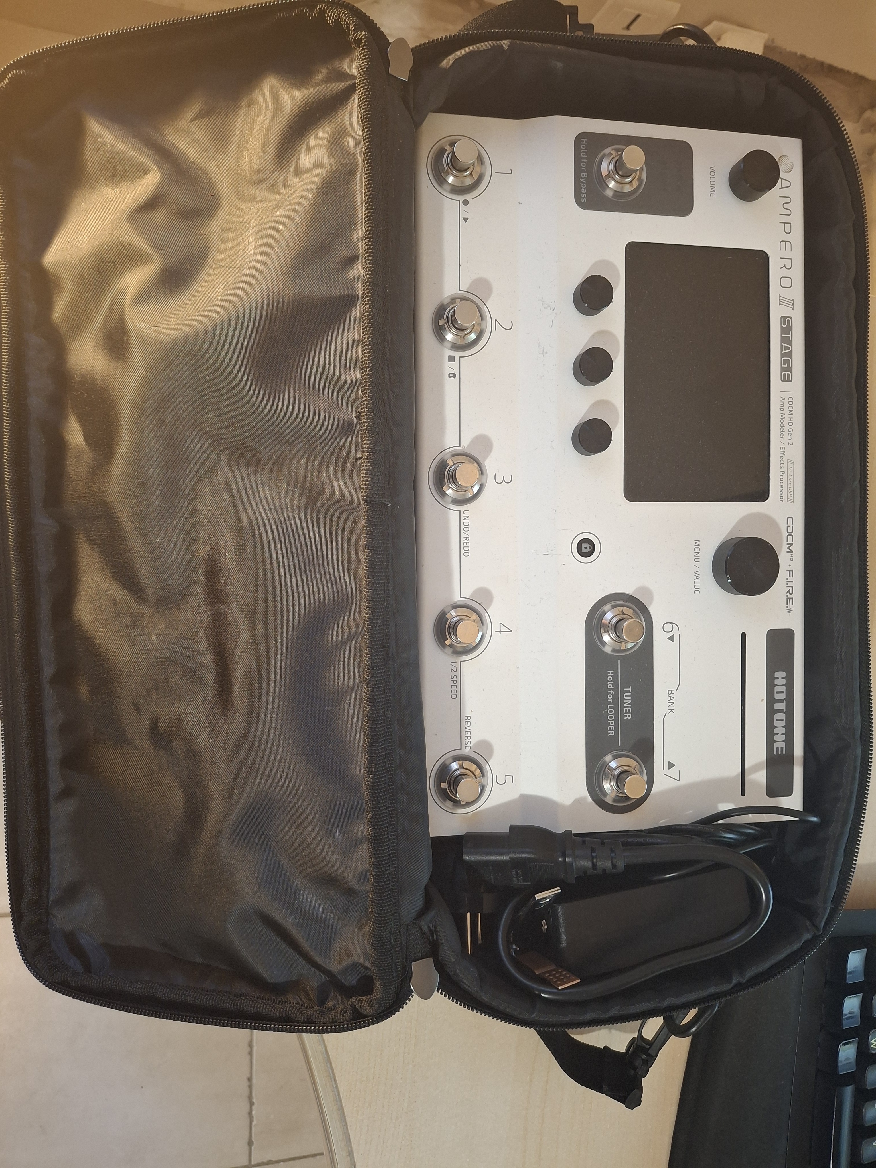 Hotone Audio Ampero II Stage (61930)
