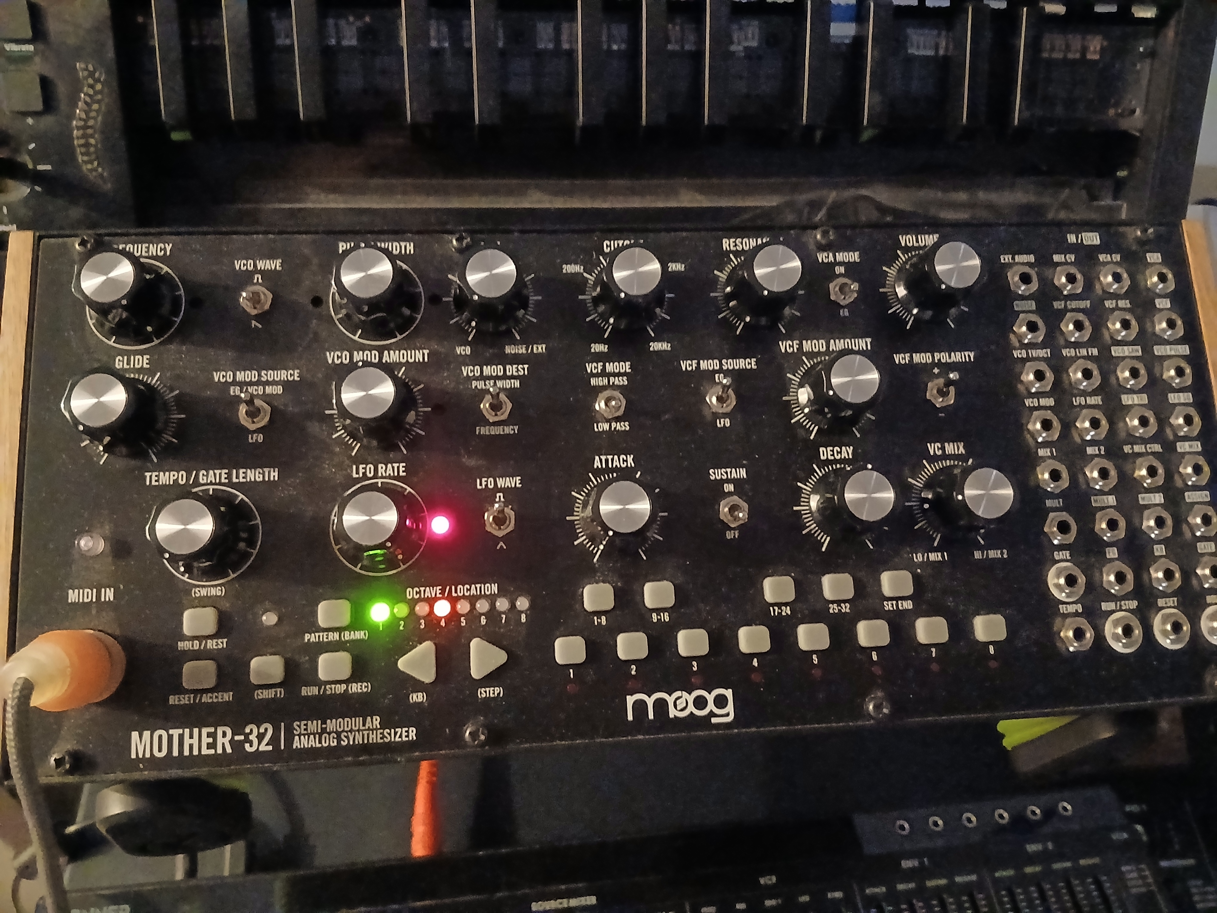 Vends echanges mother 32 