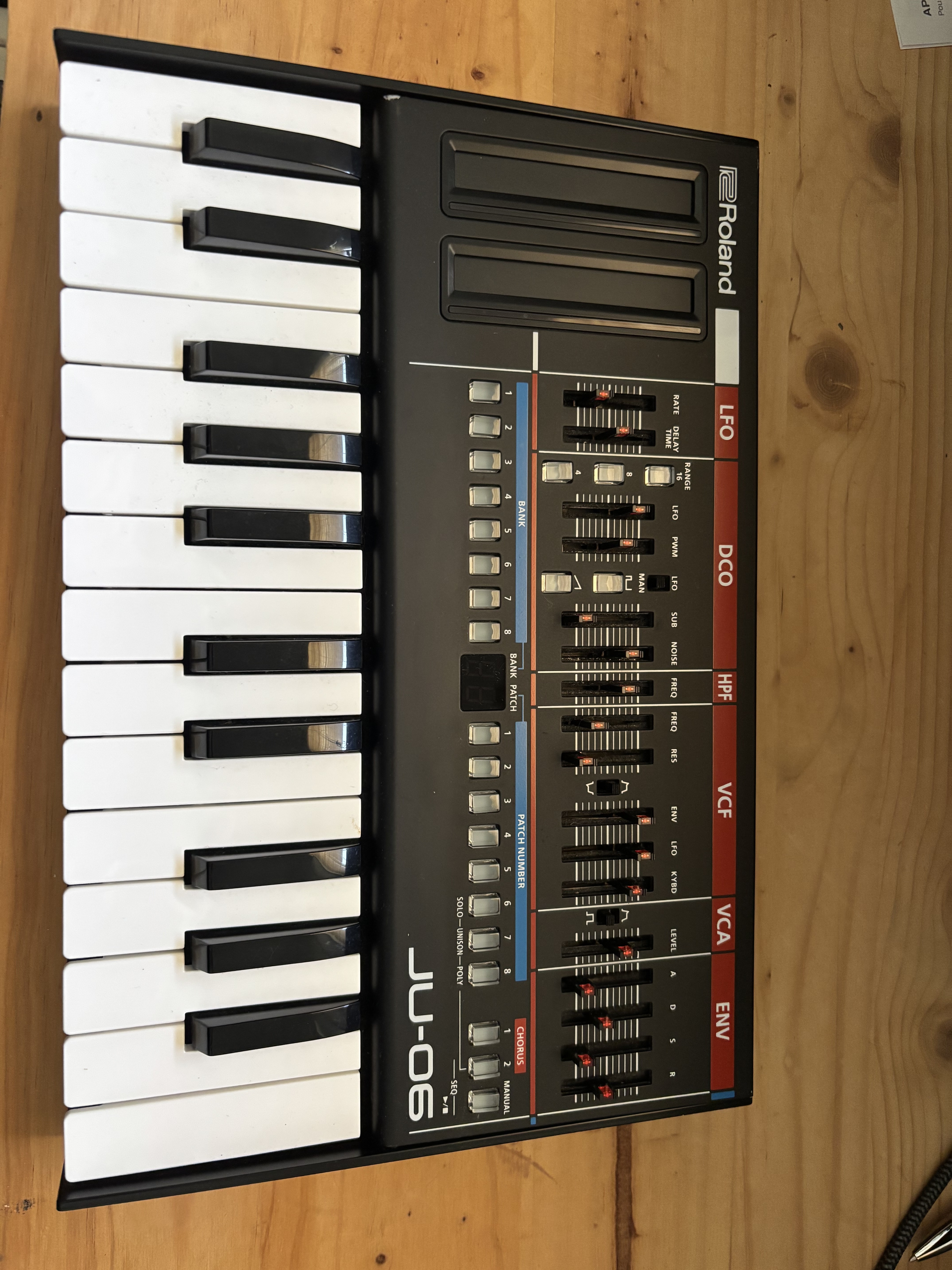 JU06 + CLAVIER K25M