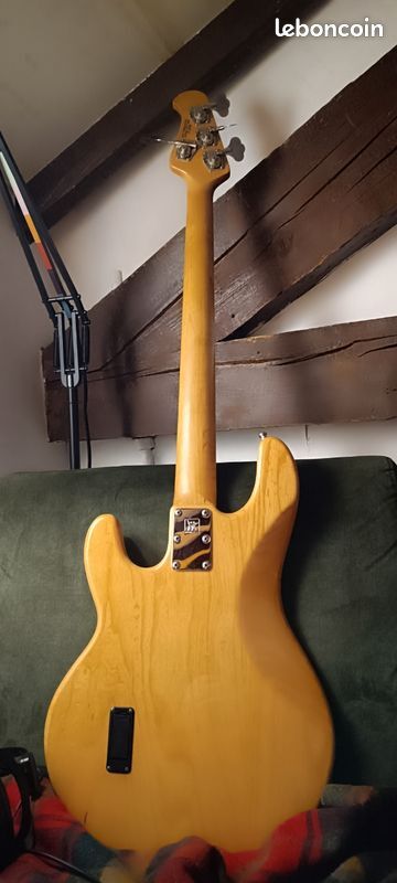 Music Man StingRay 4 (13902)