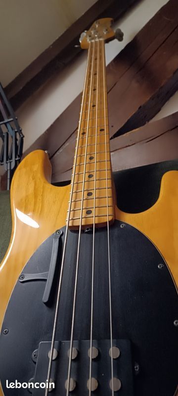 Music Man StingRay 4 (23228)