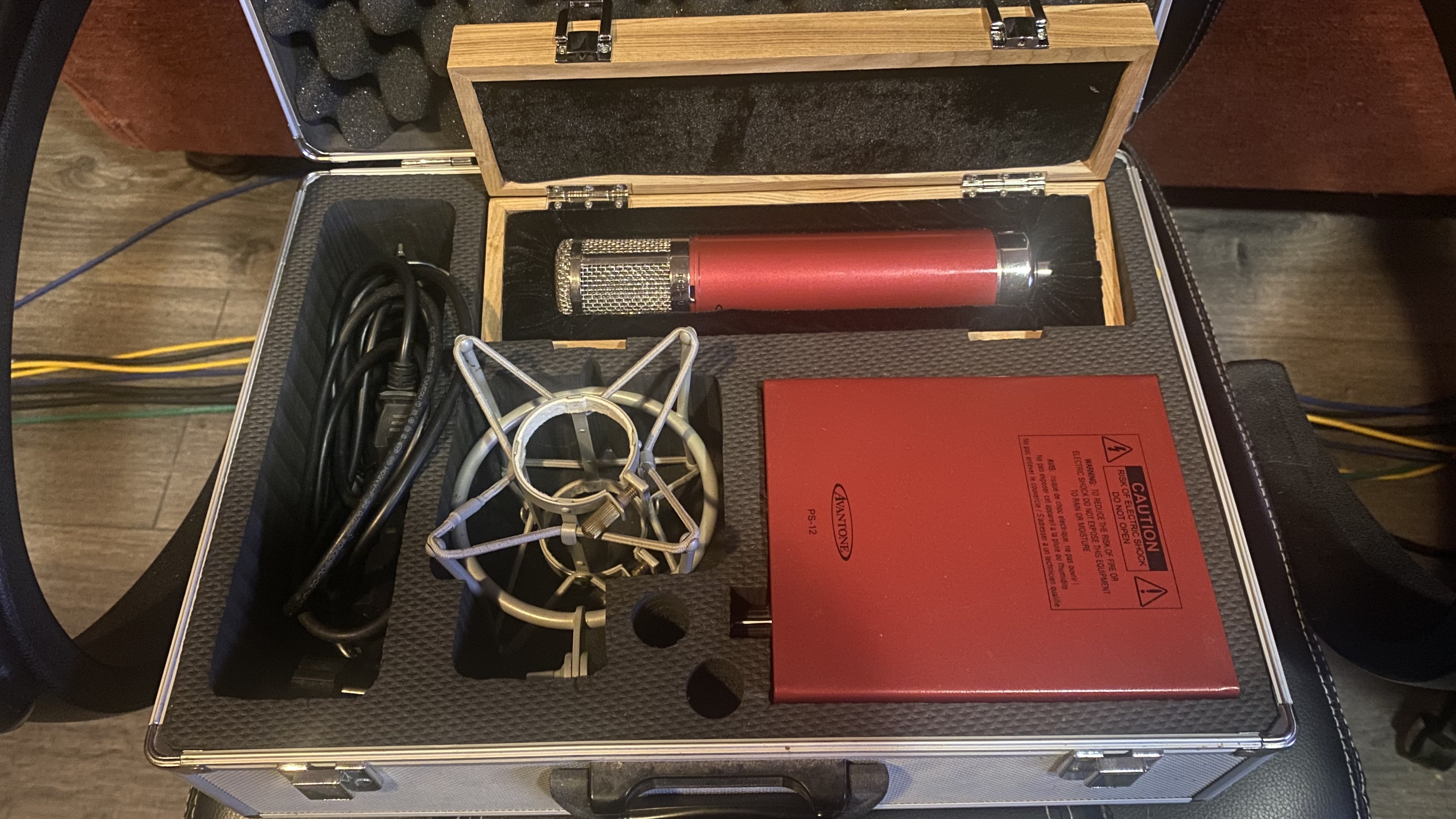 Vend Micro Avantone Pro CV12