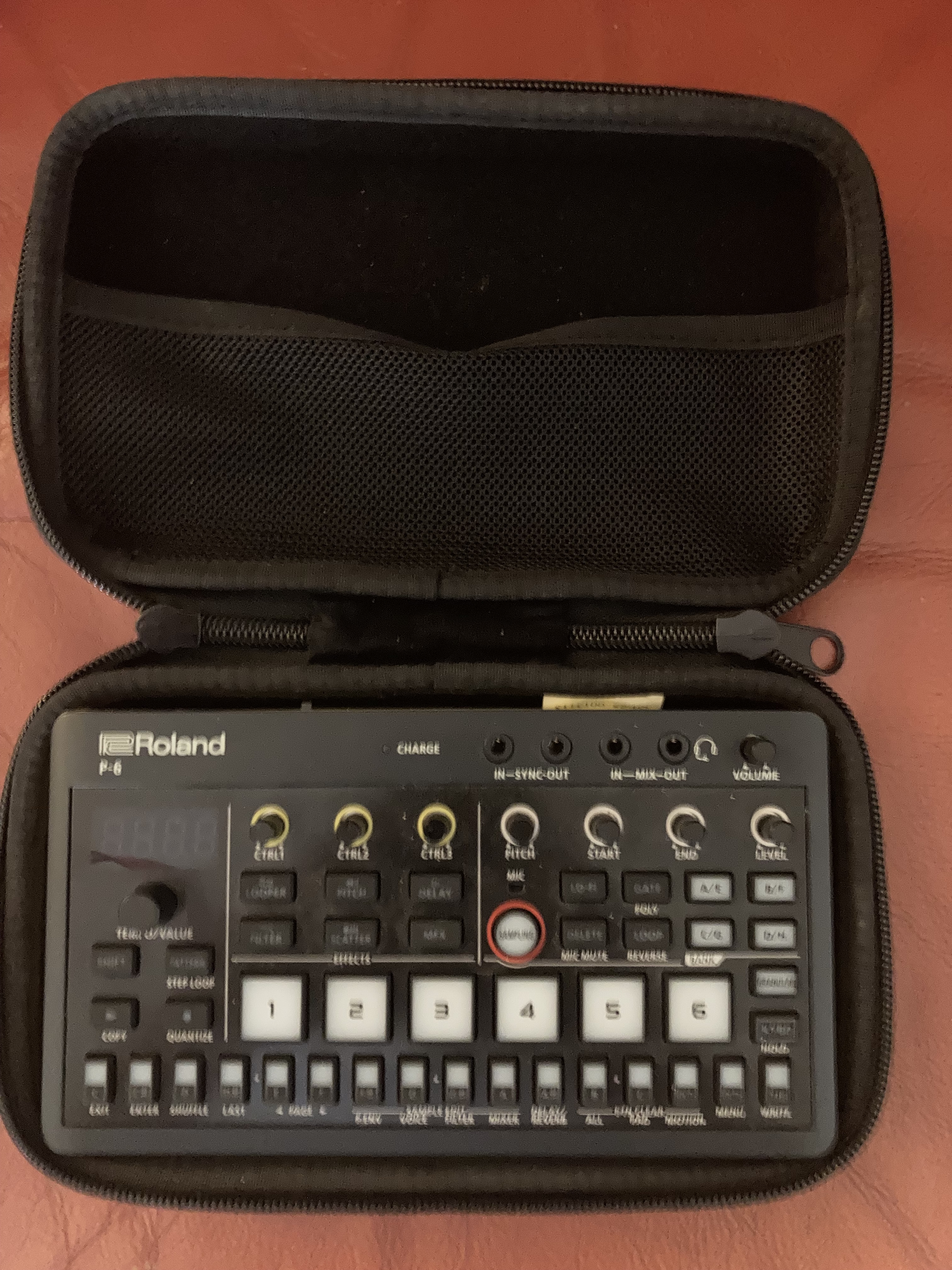 Vends Roland P6