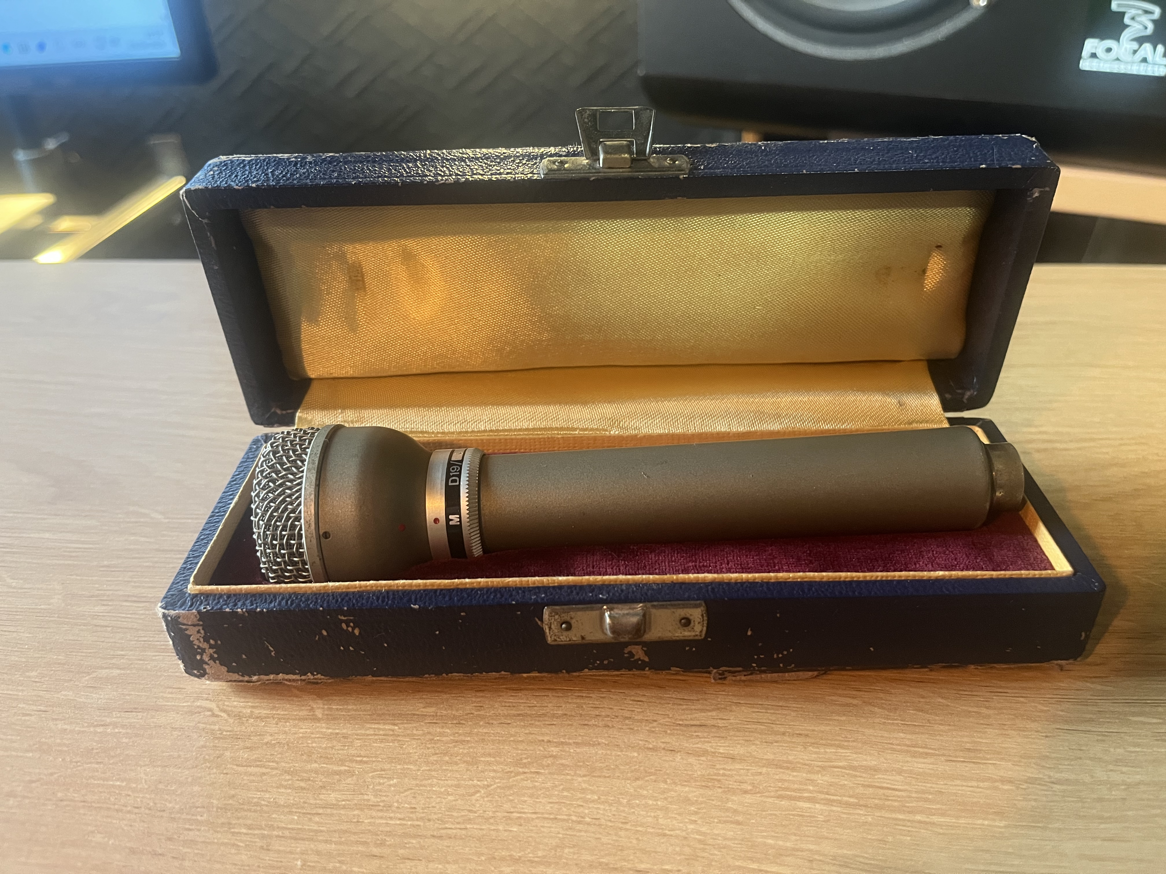 AKG D19C (84244)