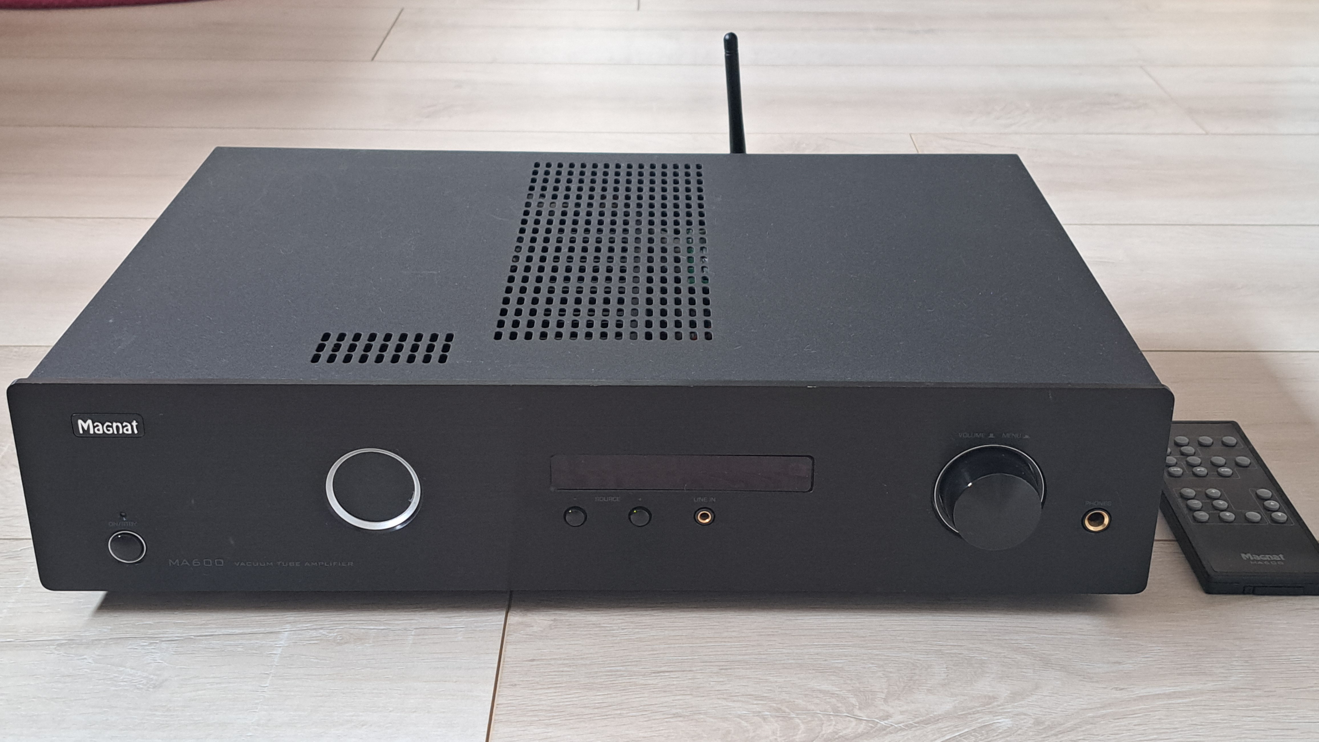 Ampli intégré hybride Magnat MA600