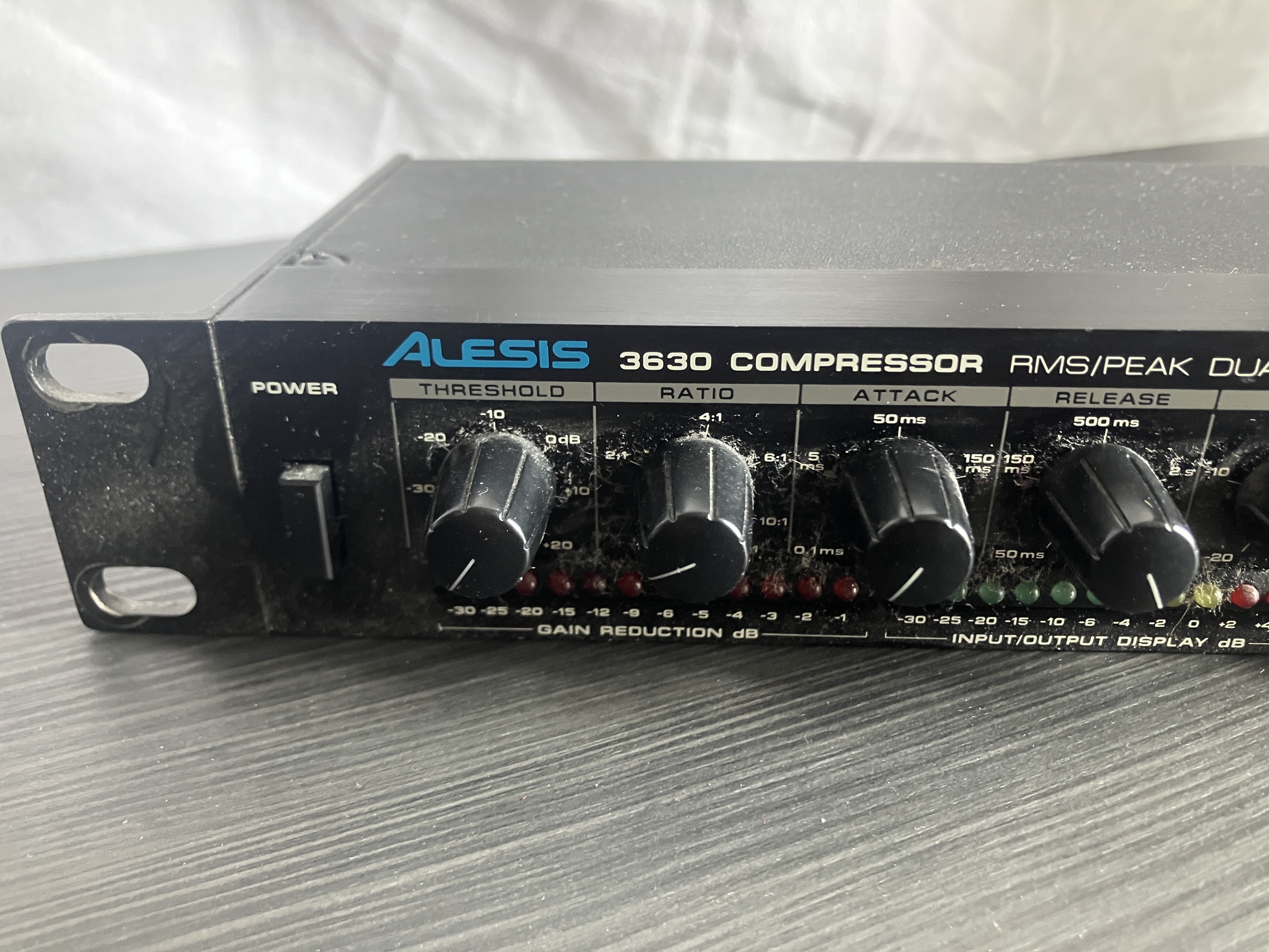 Alesis 3630 Compressor (59664)
