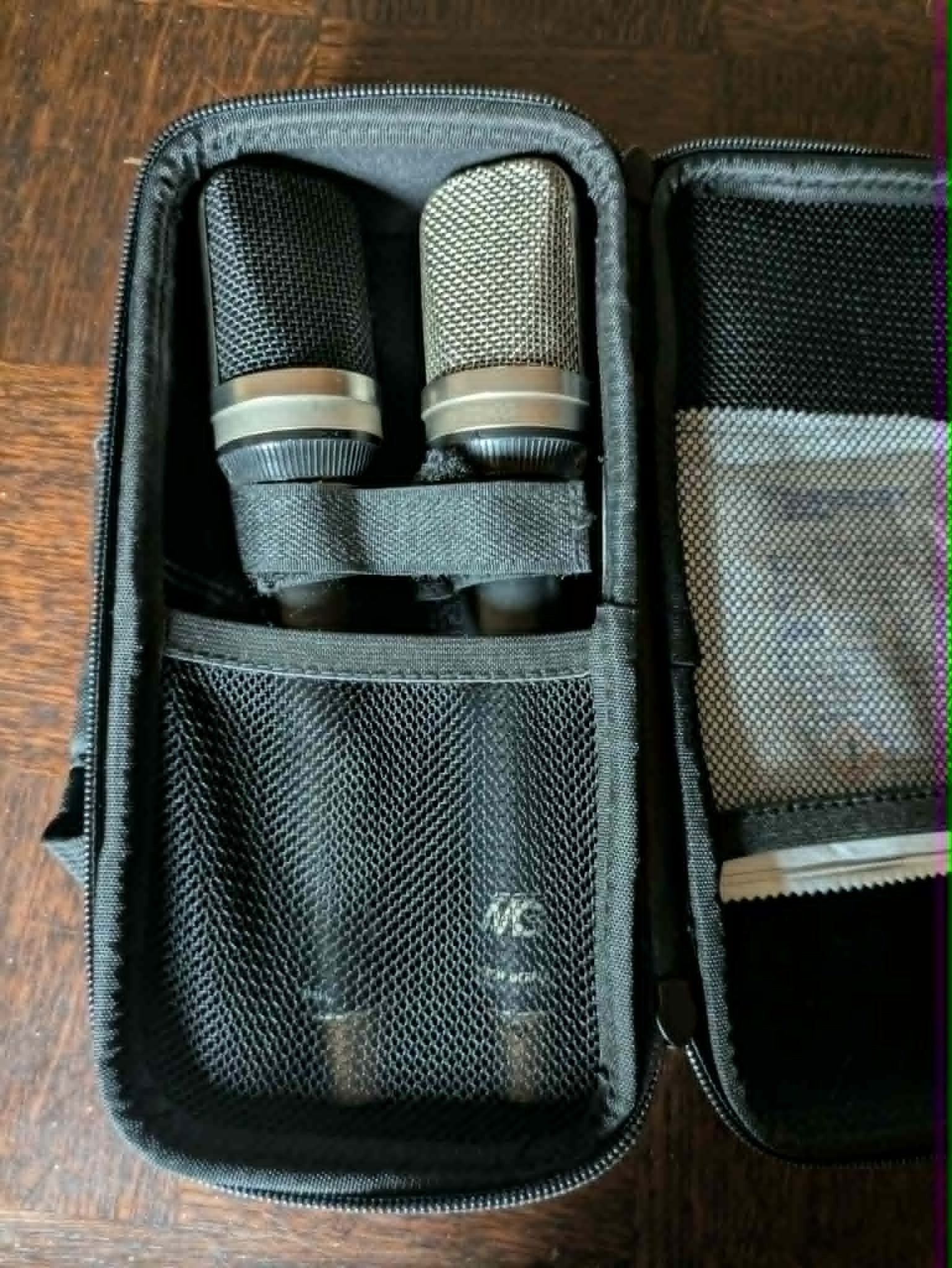 Pair de gefell UM70
