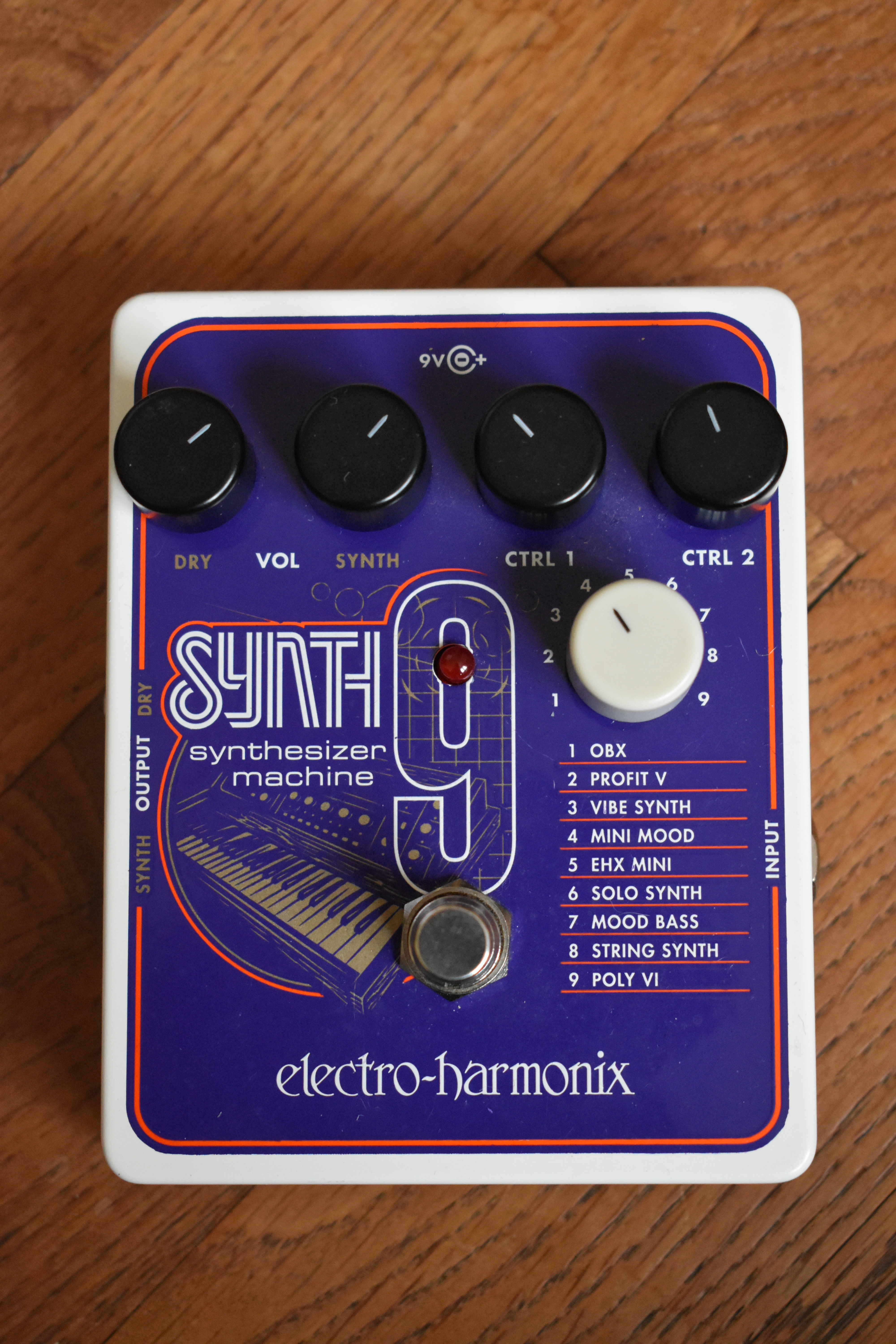 Electro-Harmonix Synth9 Synthesizer Machine (88036)