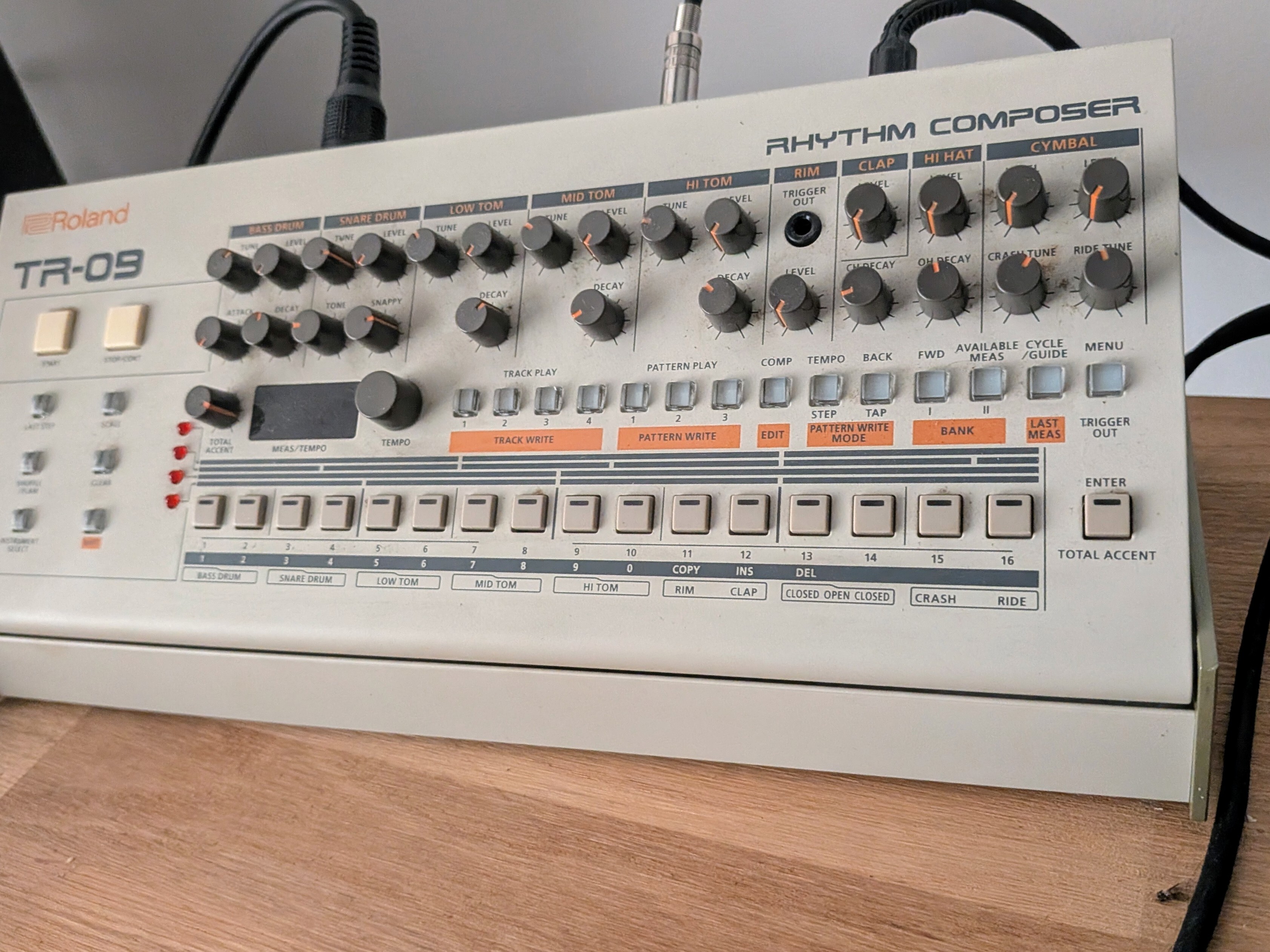 Roland TR-09 (74230)