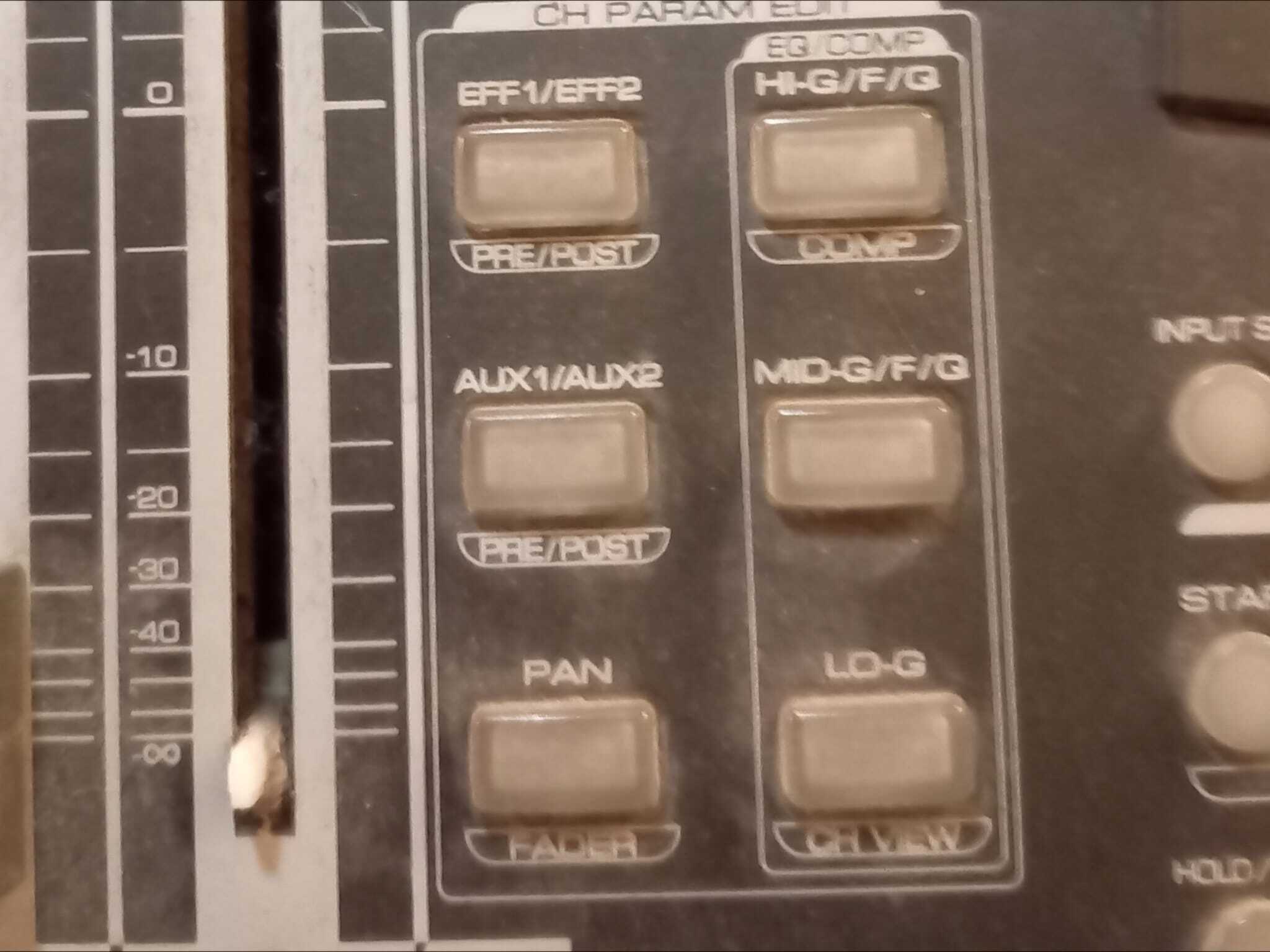 Vends Enregistreur numérique Fostex VF16 en état de fonctionnement, 