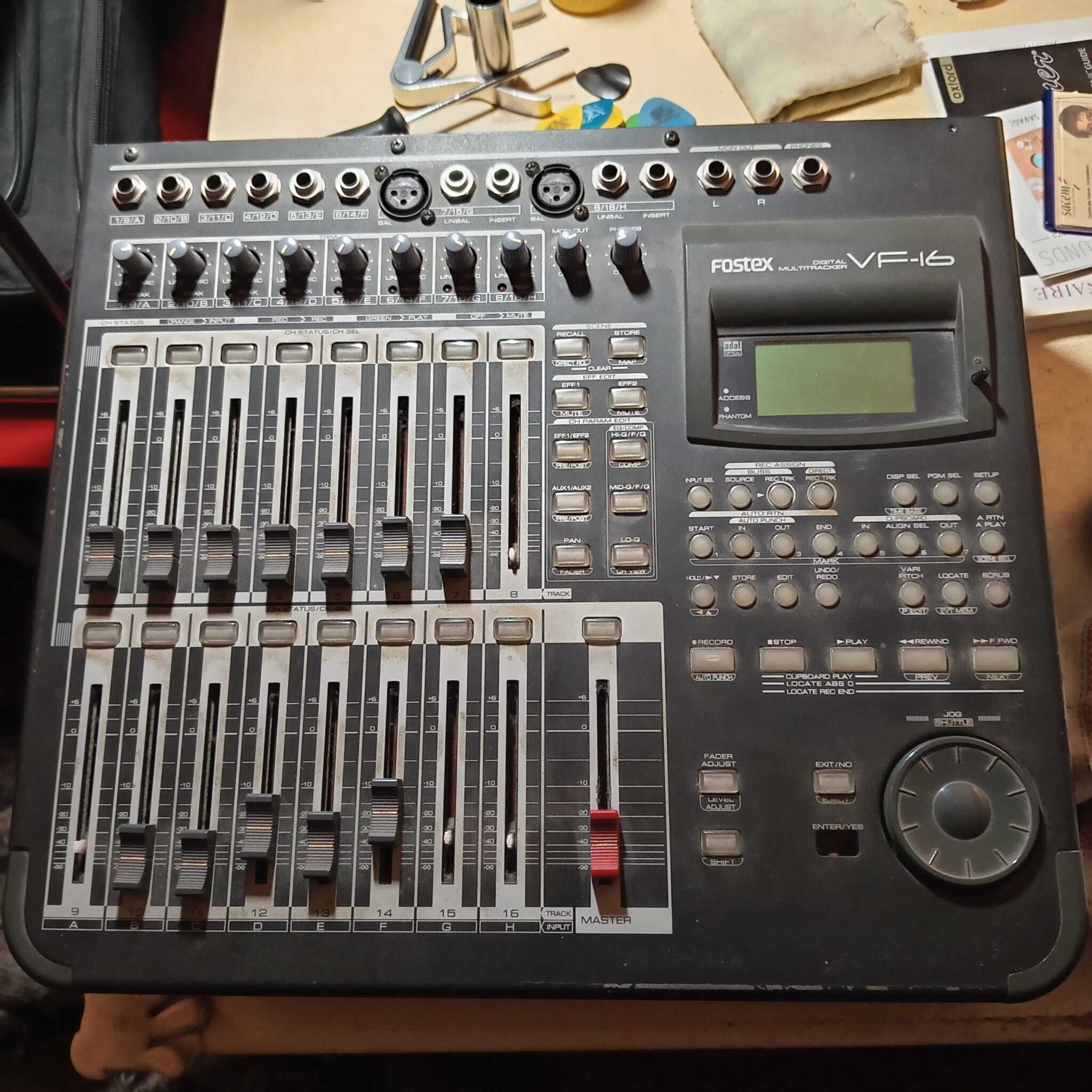 Fostex VF16 (14345)