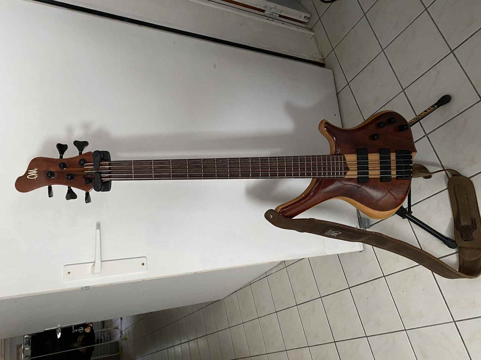 Vends Mayones Comodous 5