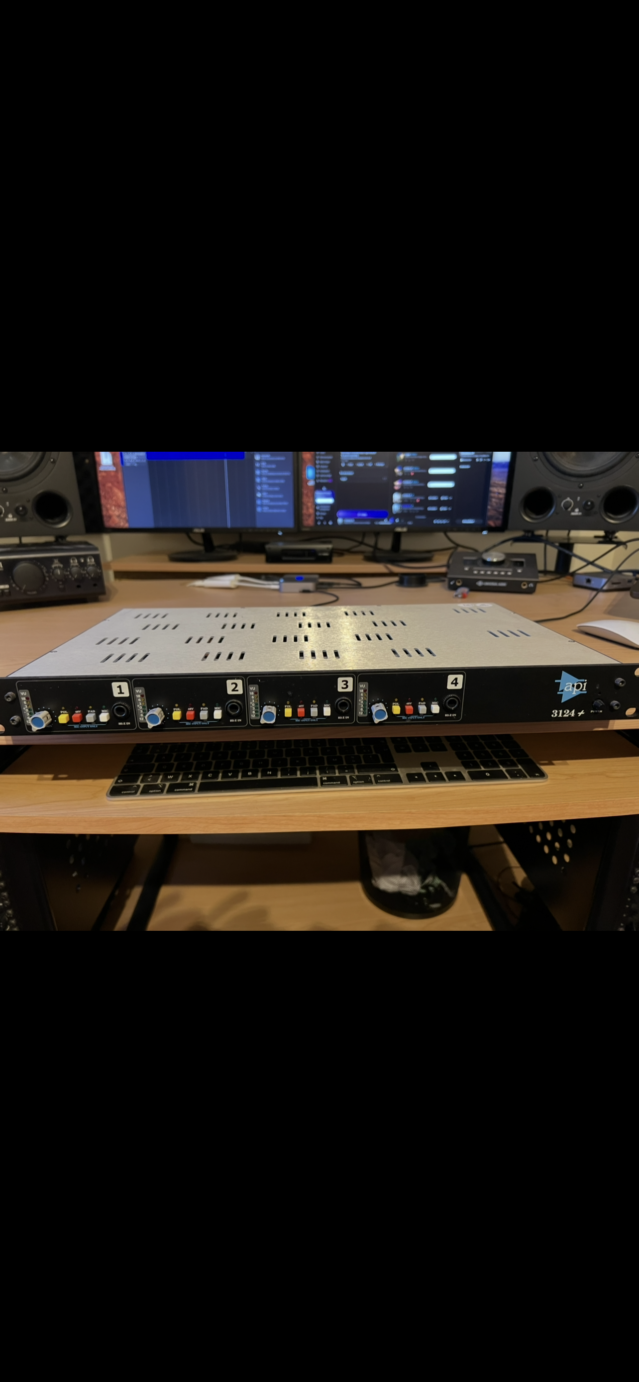 Vend preampli 4 chancels api 3124+