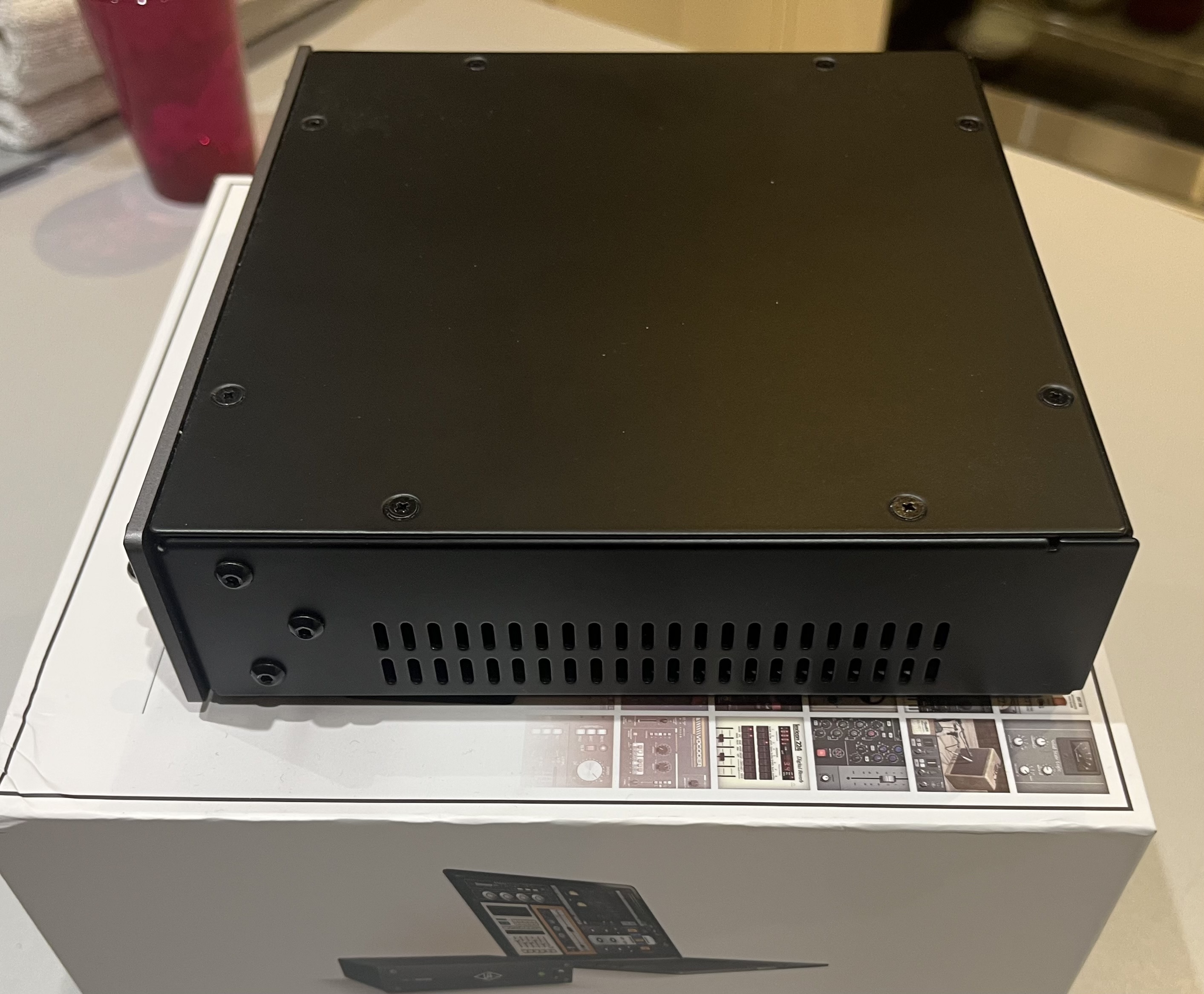 Universal Audio UAD-2 Satellite Thunderbolt 3 - OCTO Core (75936)