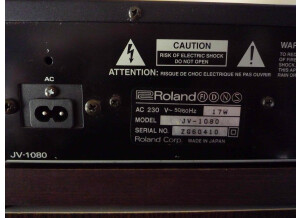 Roland JV-1080 (23180)