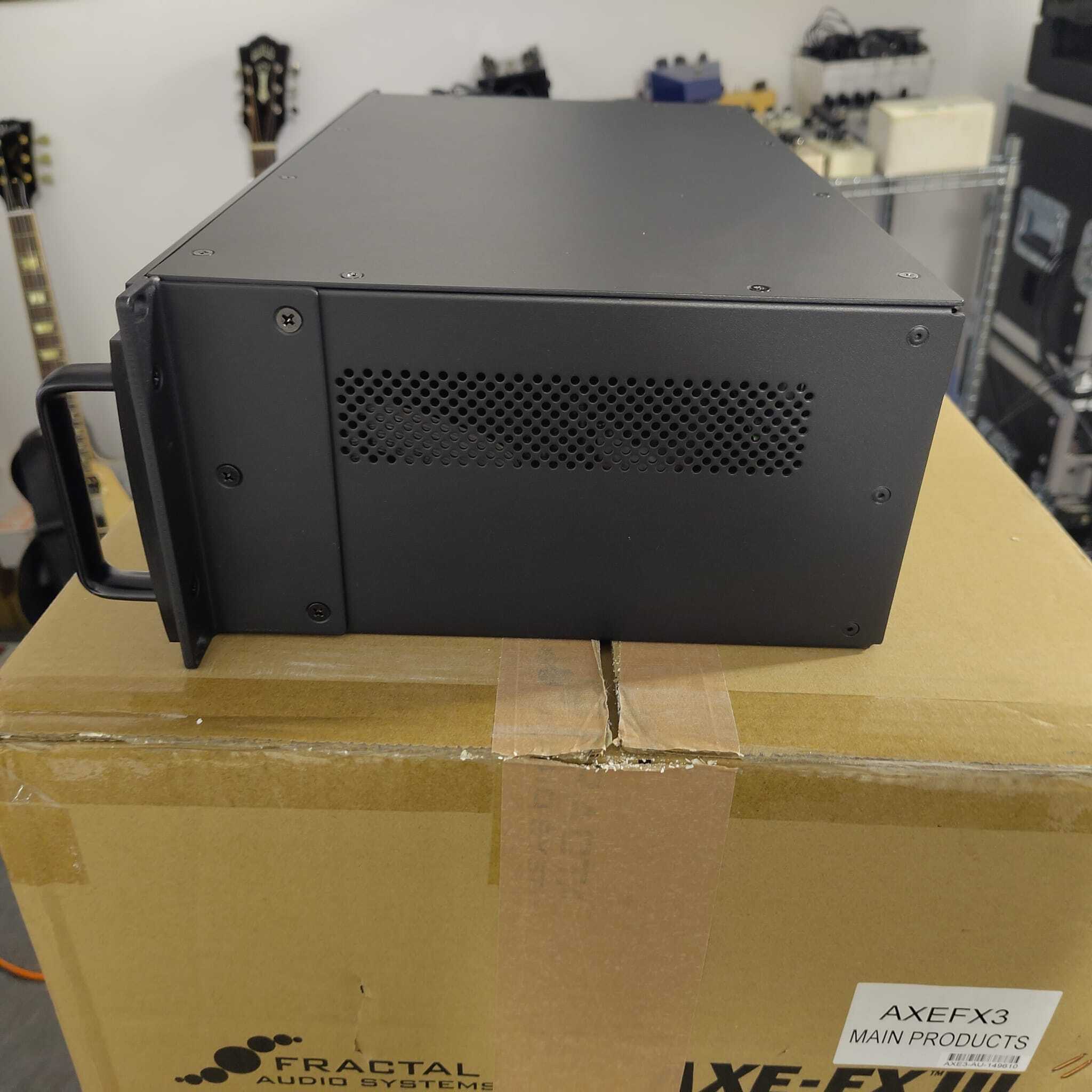 Fractal Audio Systems Axe-Fx III MK II Turbo (56030)