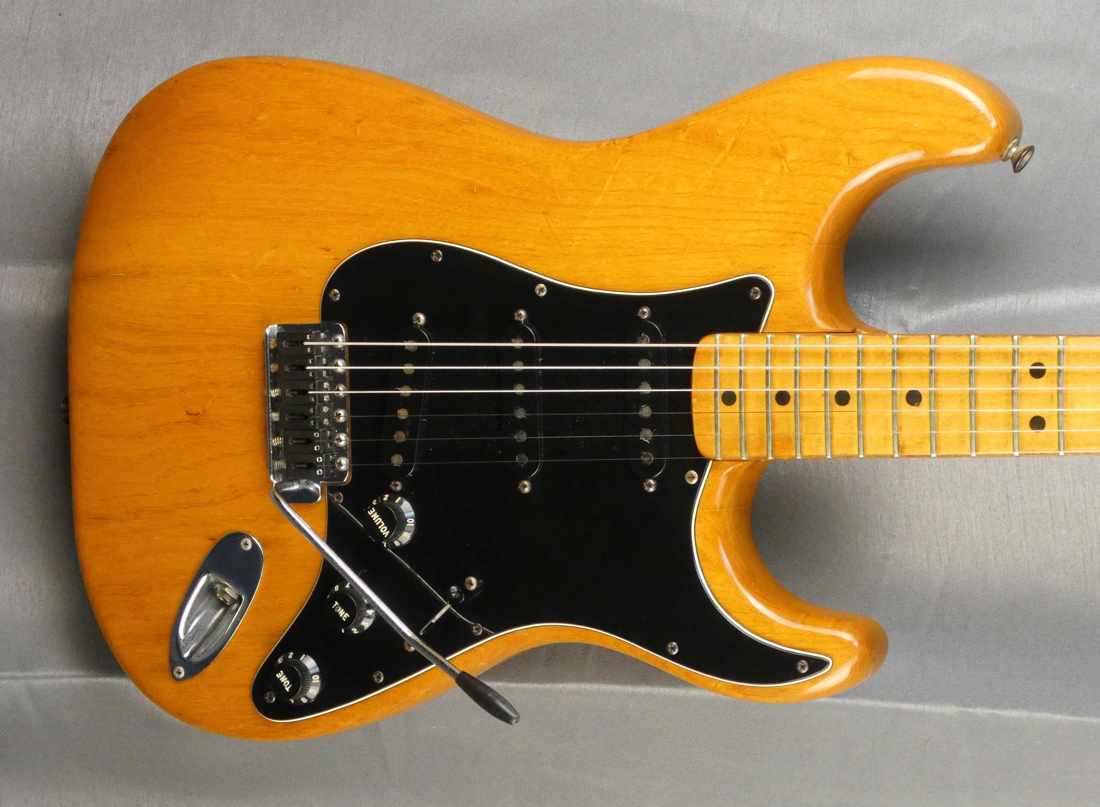 fender stratocaster 1979 cbs ash nat import usa (10)