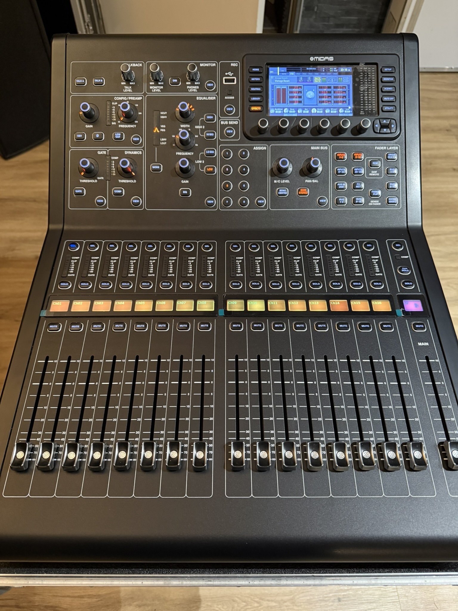 Midas M32R (81049)