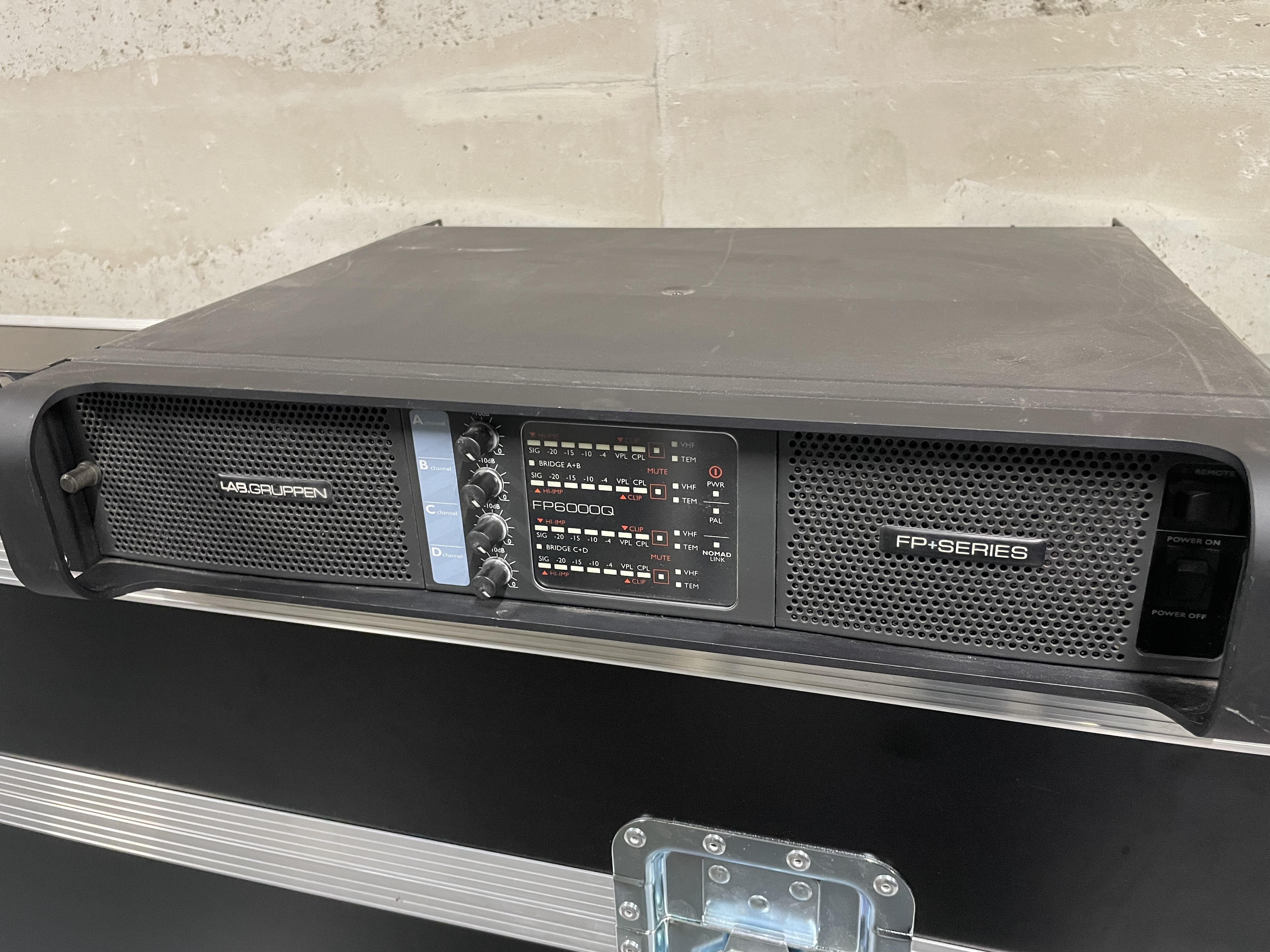 Ampli 4 canaux Lab Gruppen FP6000Q