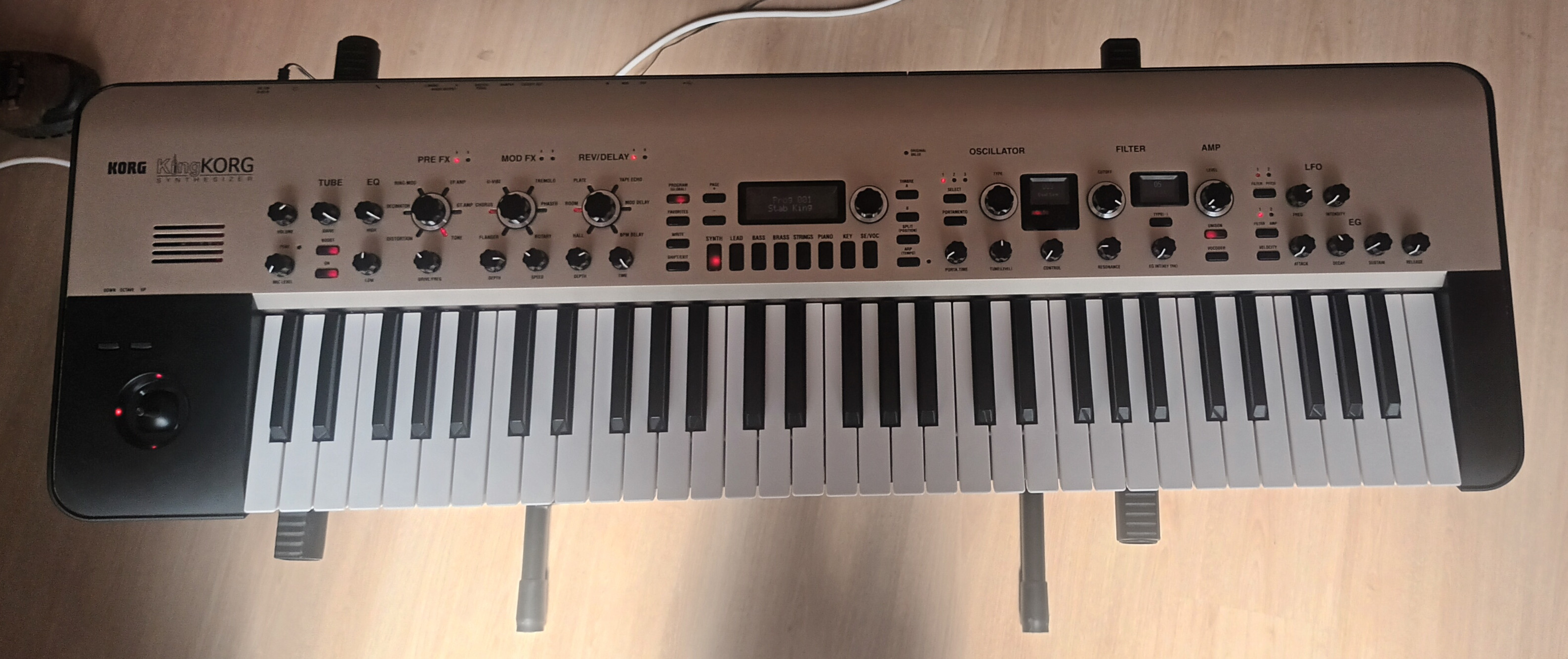 Vends King Korg + câbles