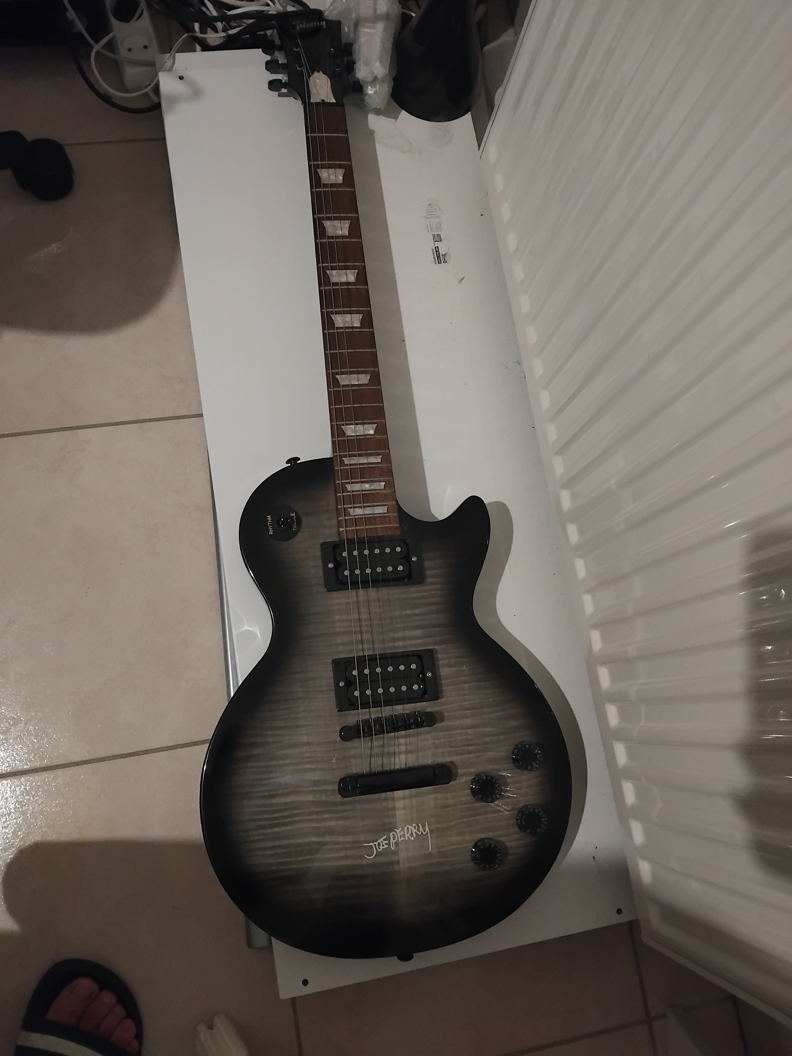 Guitare Joe Perry signé
