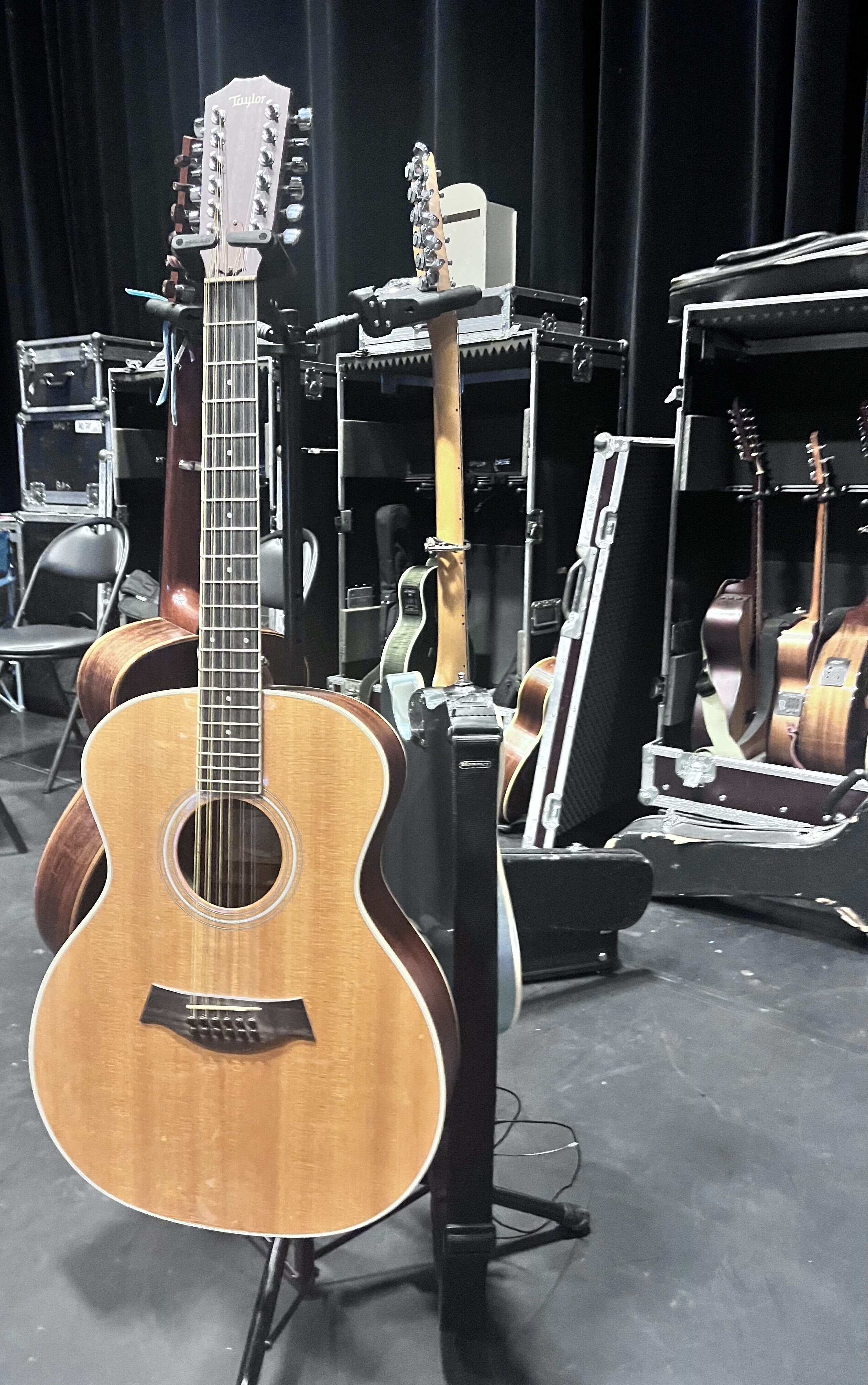 Vend Guitare Taylor 12 cordes