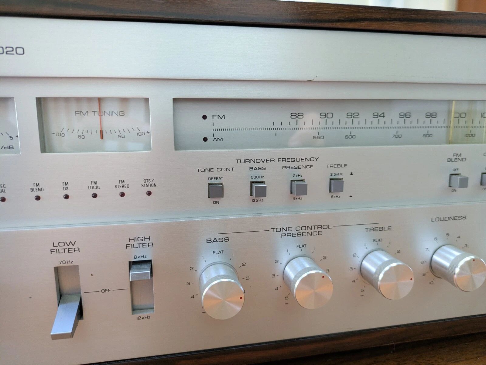 Yamaha CR-3020