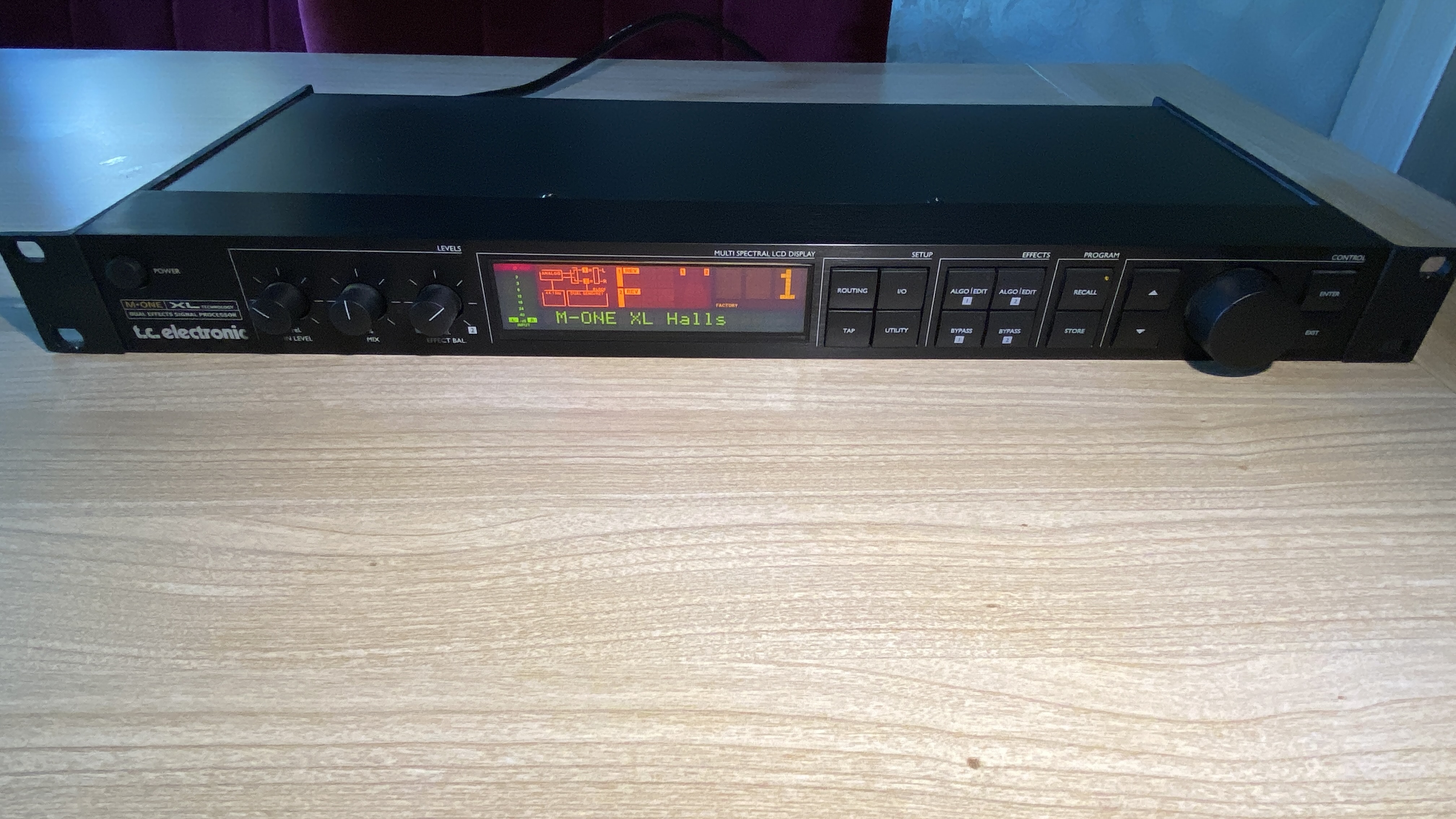 Vends TC Electronic M One XL très bon état