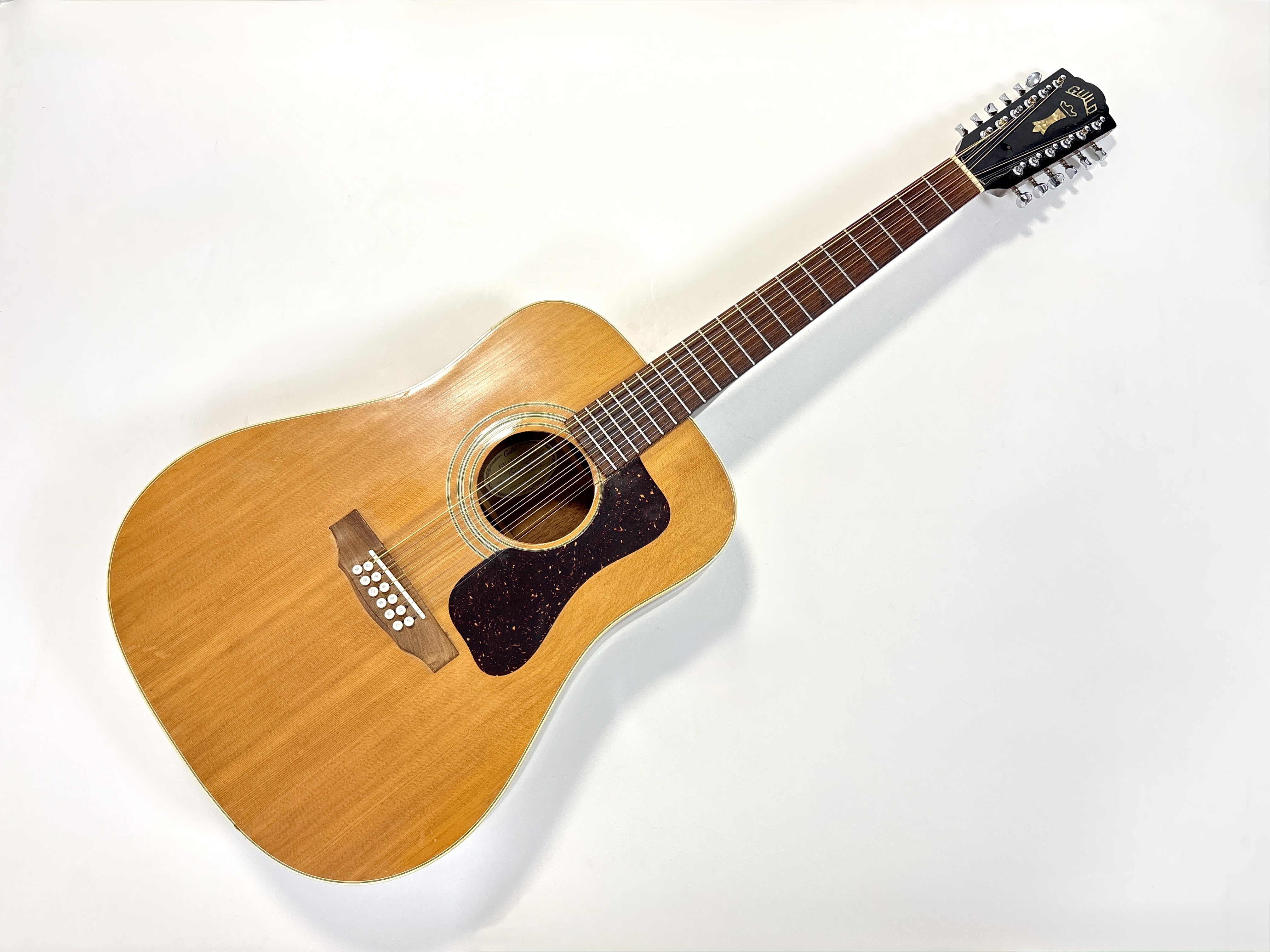Guild G-212 12-String 1975 Natural made in USA