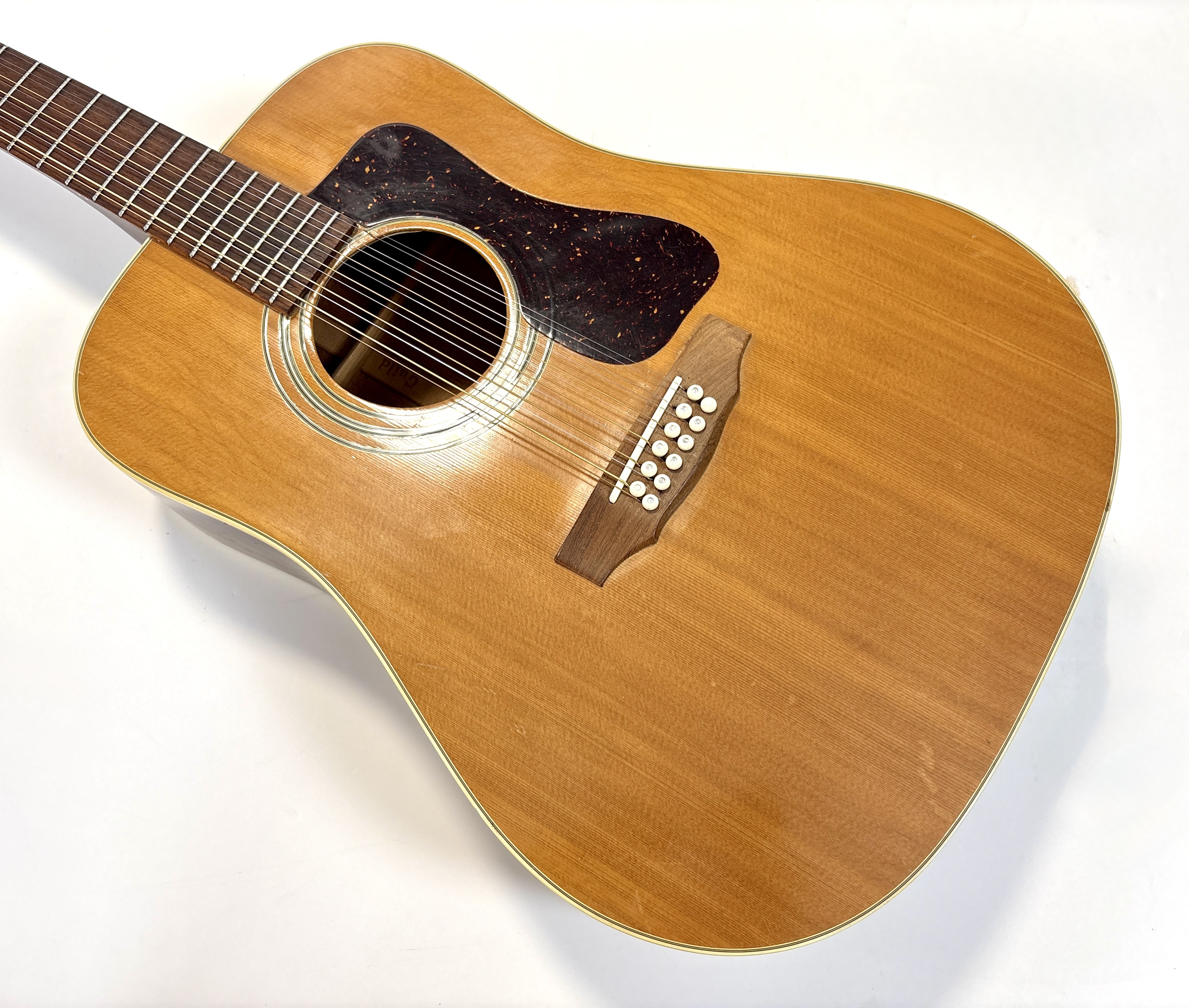 Guild F212 XL (54991)